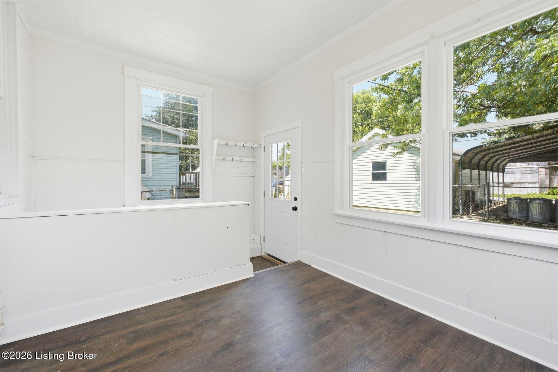 1126 Myrtle Ave Property Photo 13