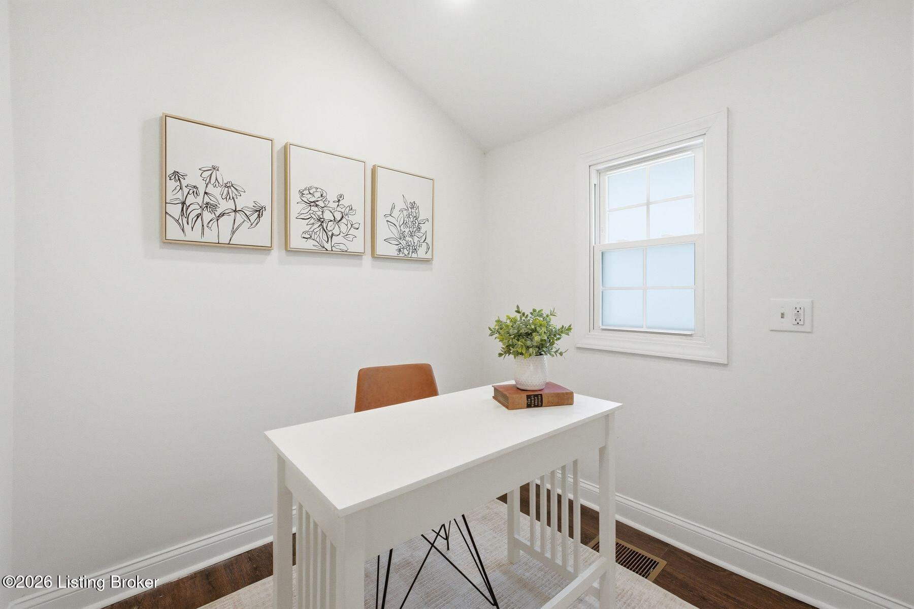 1126 Myrtle Ave Property Photo 15