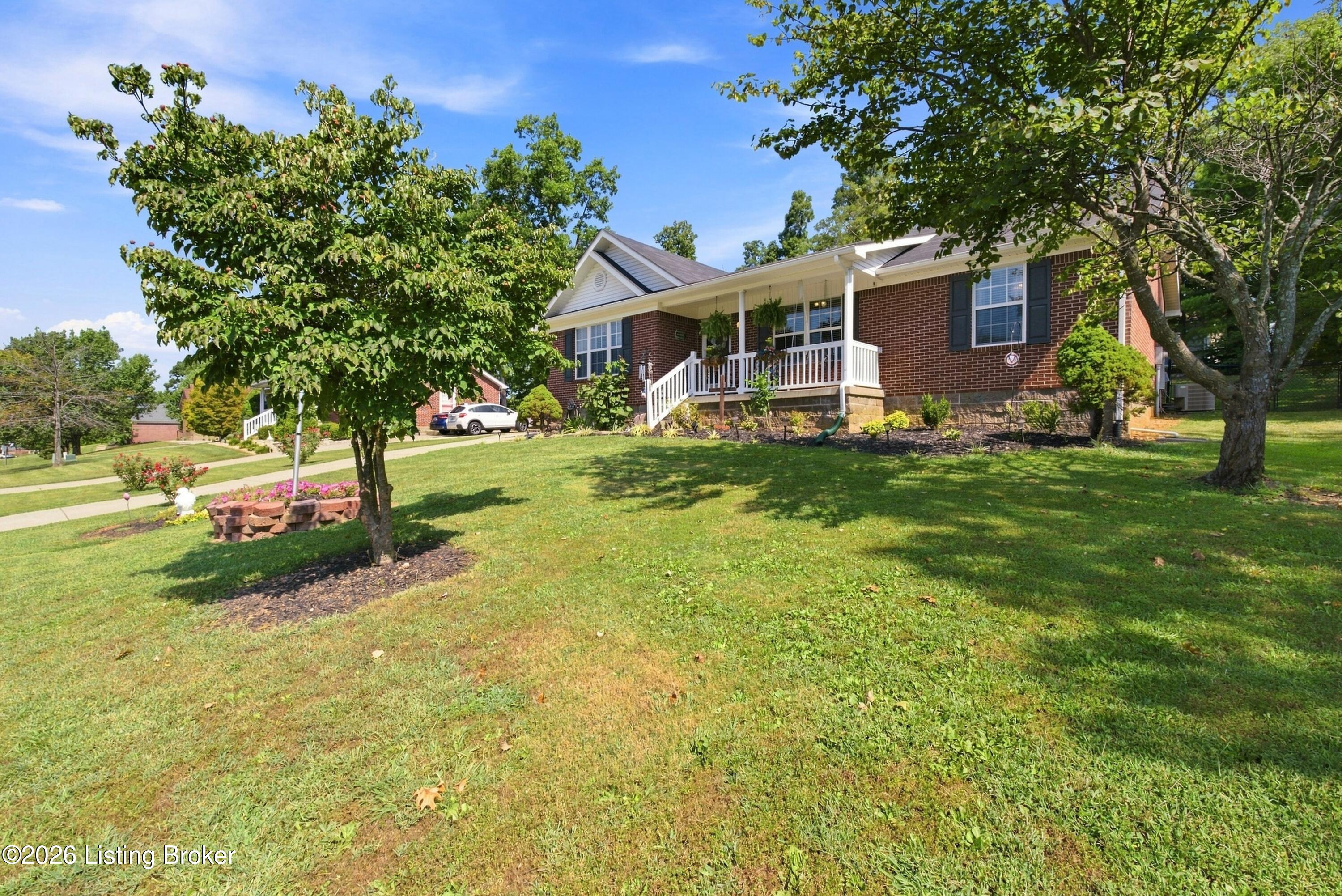 122 Chesapeake Trail Property Photo 4