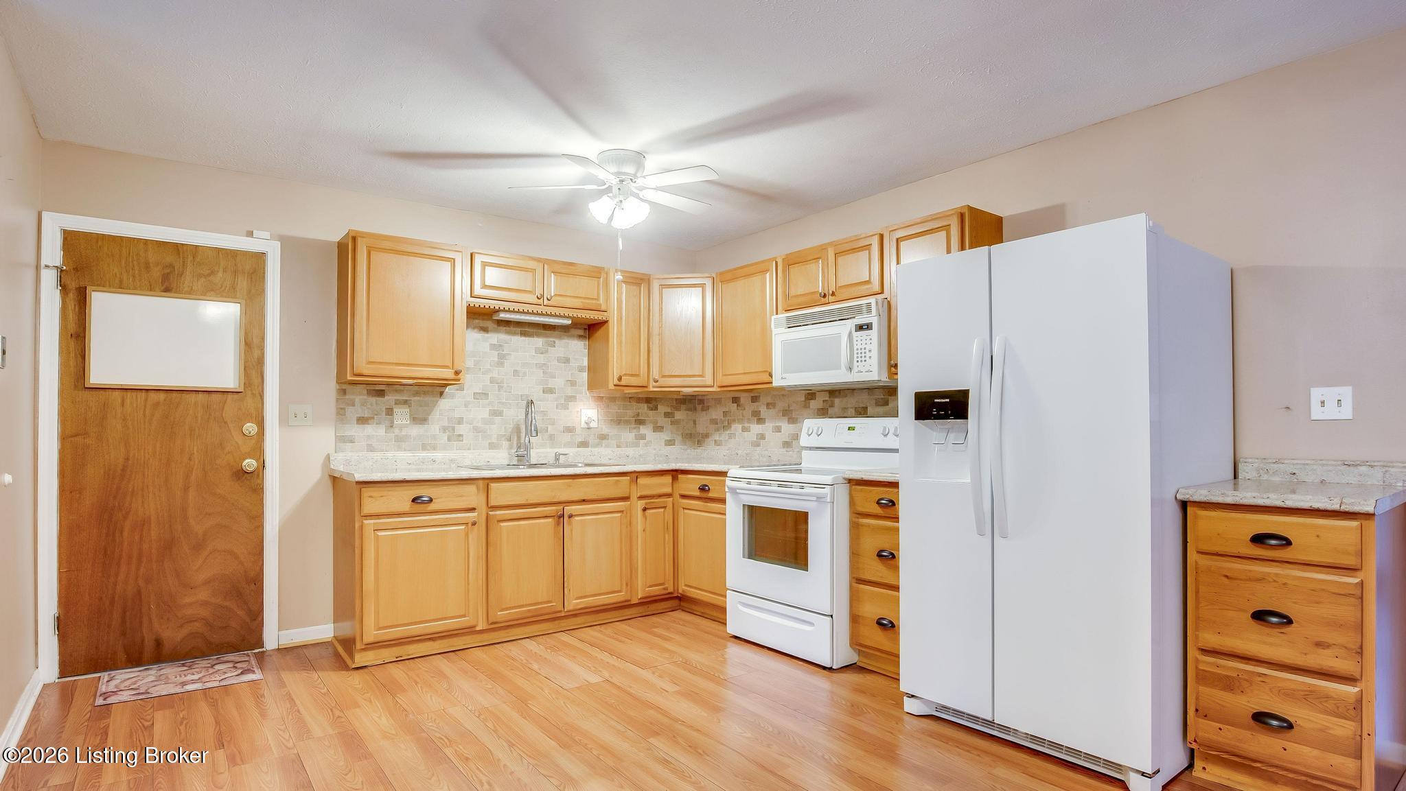 304 Patriot Ct Property Photo 5