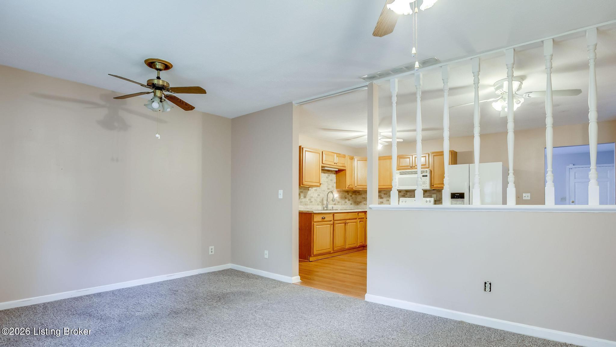 304 Patriot Ct Property Photo 9