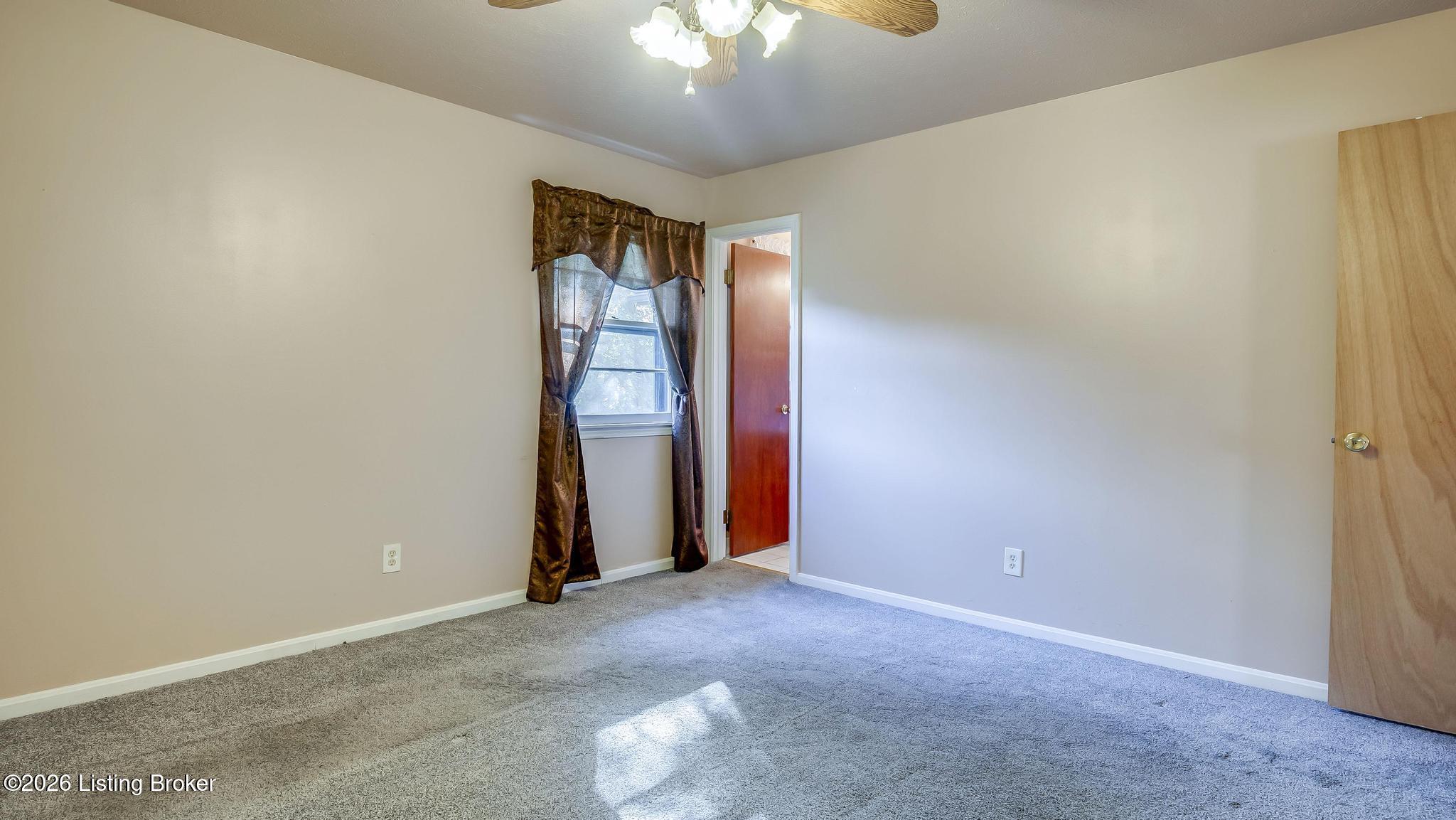 304 Patriot Ct Property Photo 14