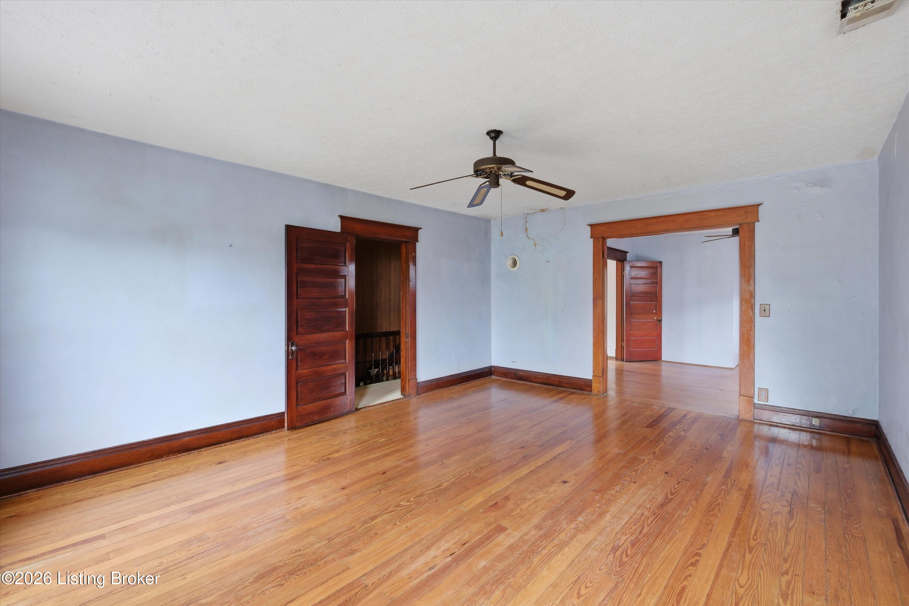 526 Atwood St Property Photo 26