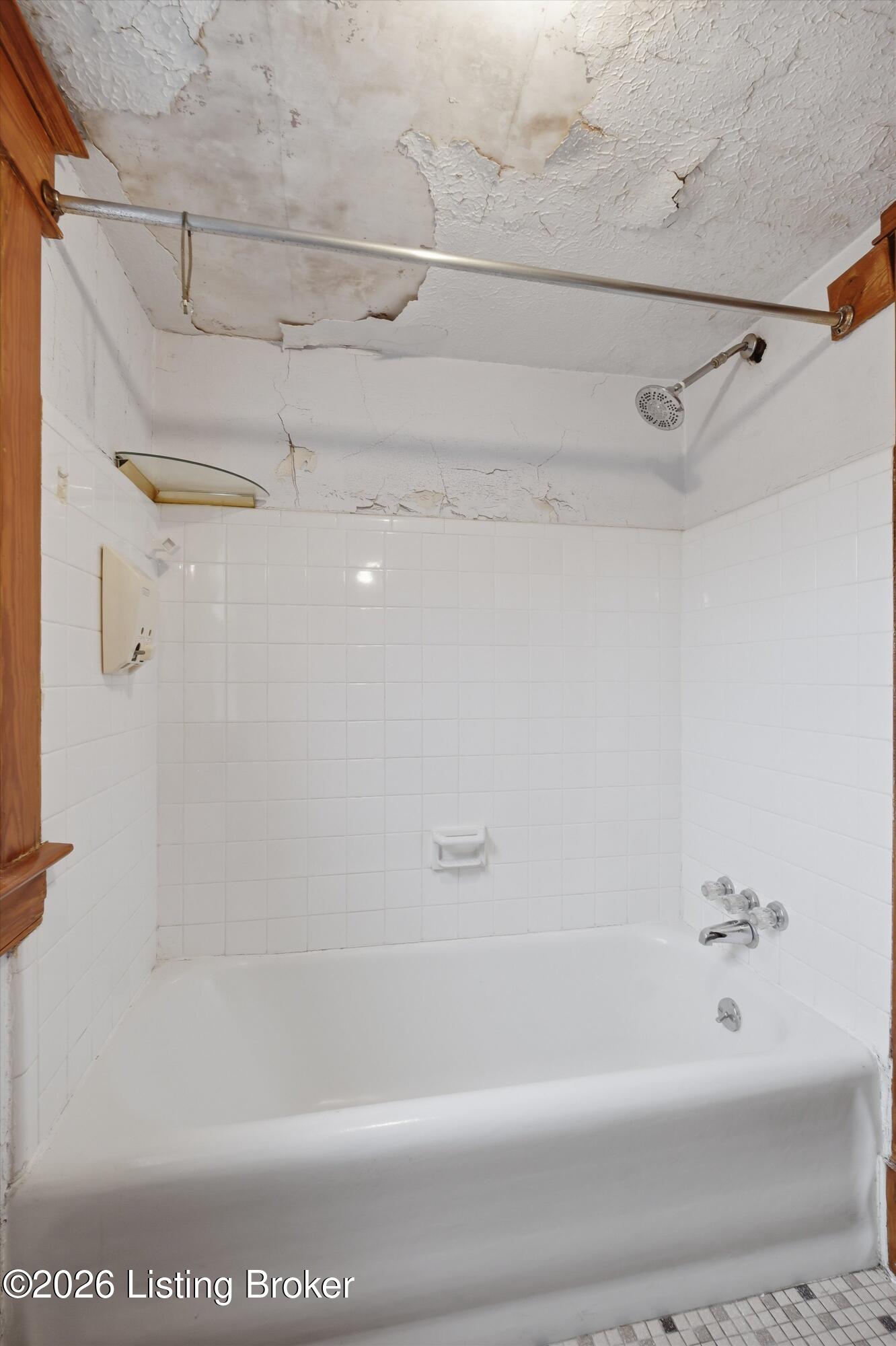 526 Atwood St Property Photo 36