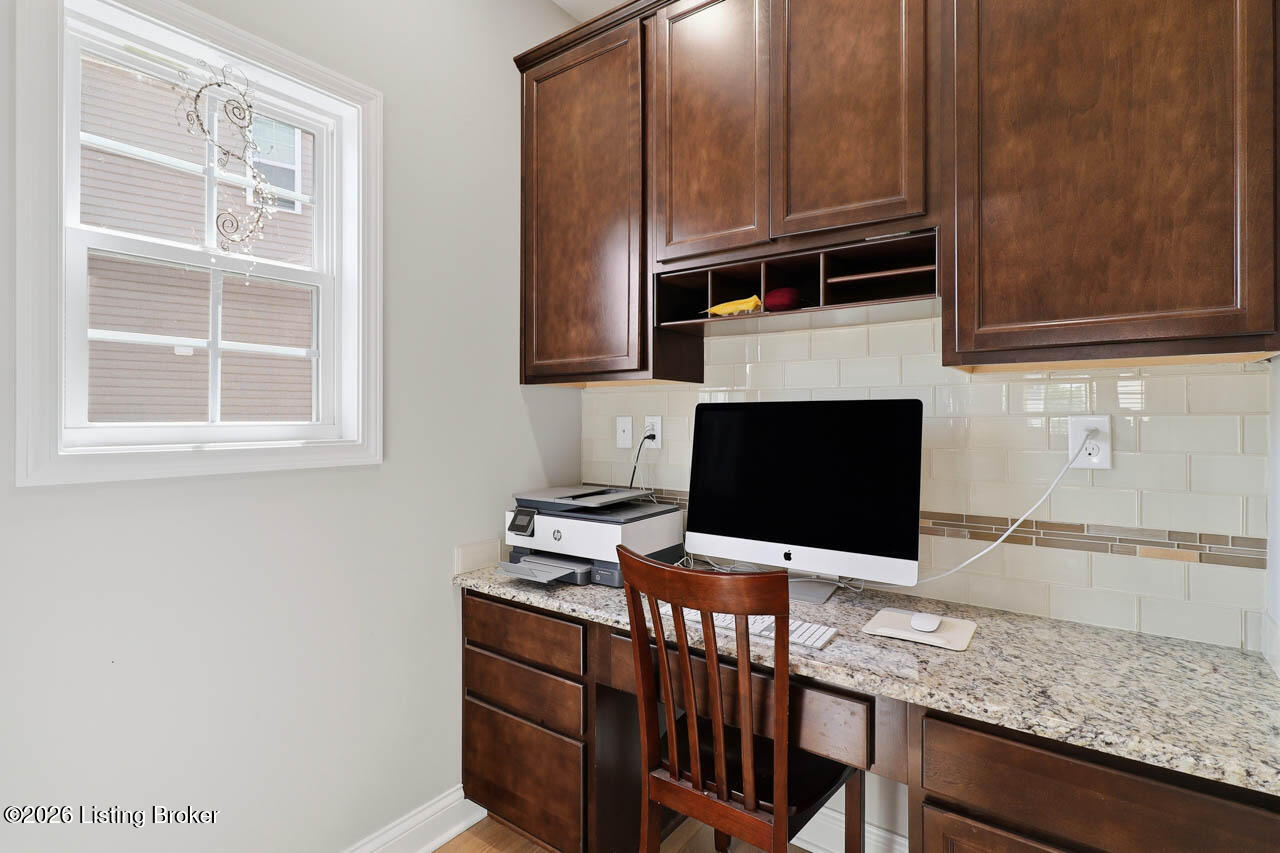 2011 Carabiner Way Property Photo 8