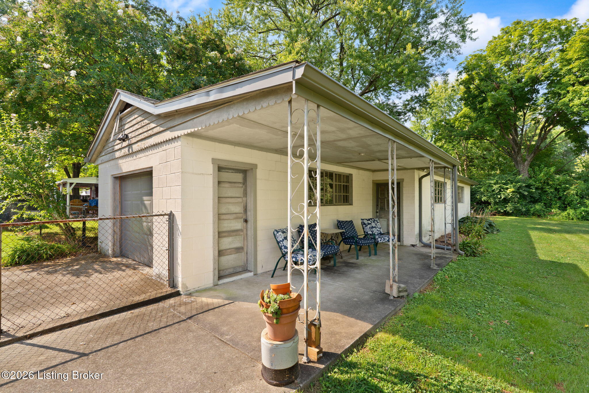 9004 Walter Ave Property Photo 5