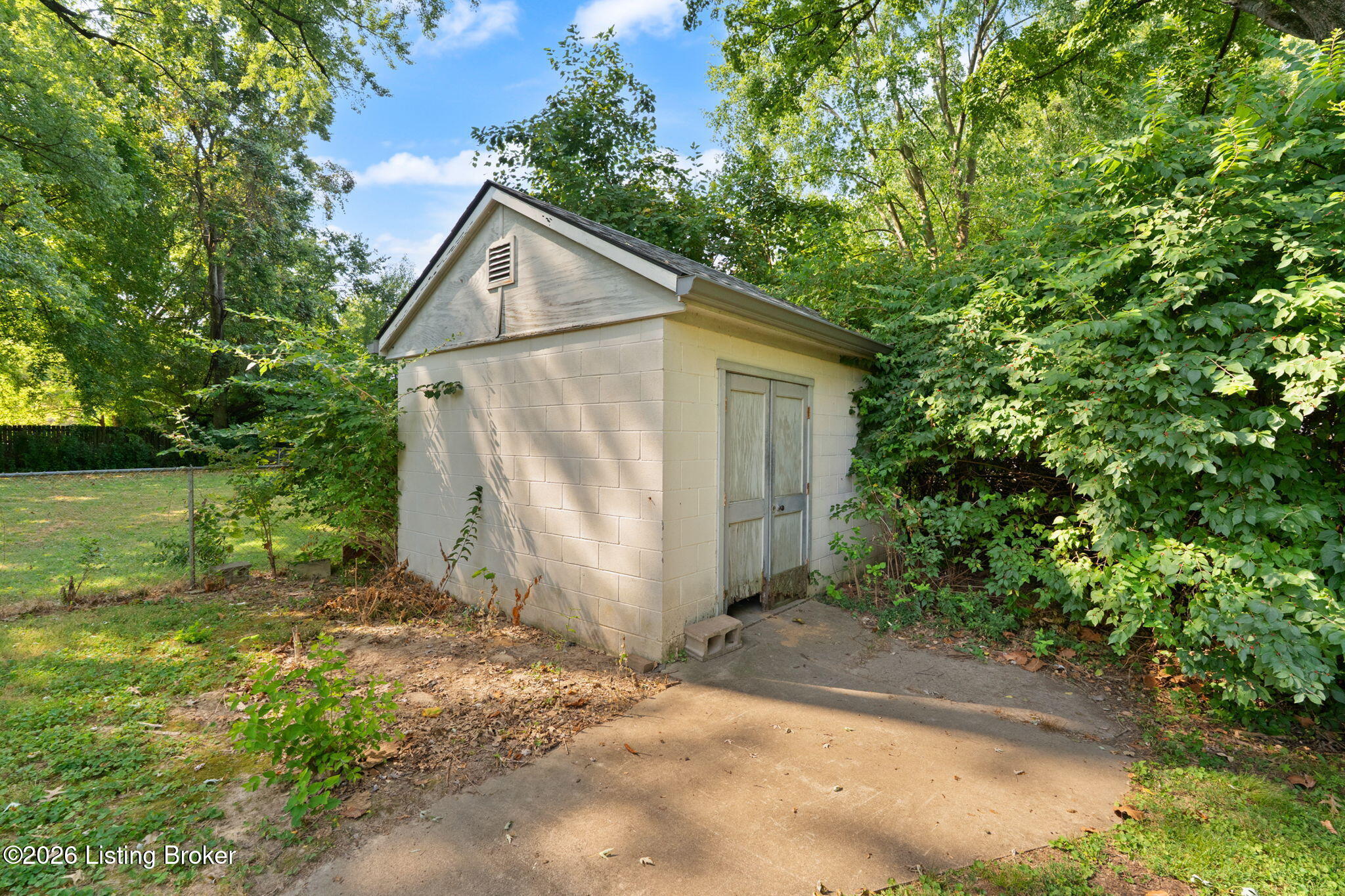 9004 Walter Ave Property Photo 6