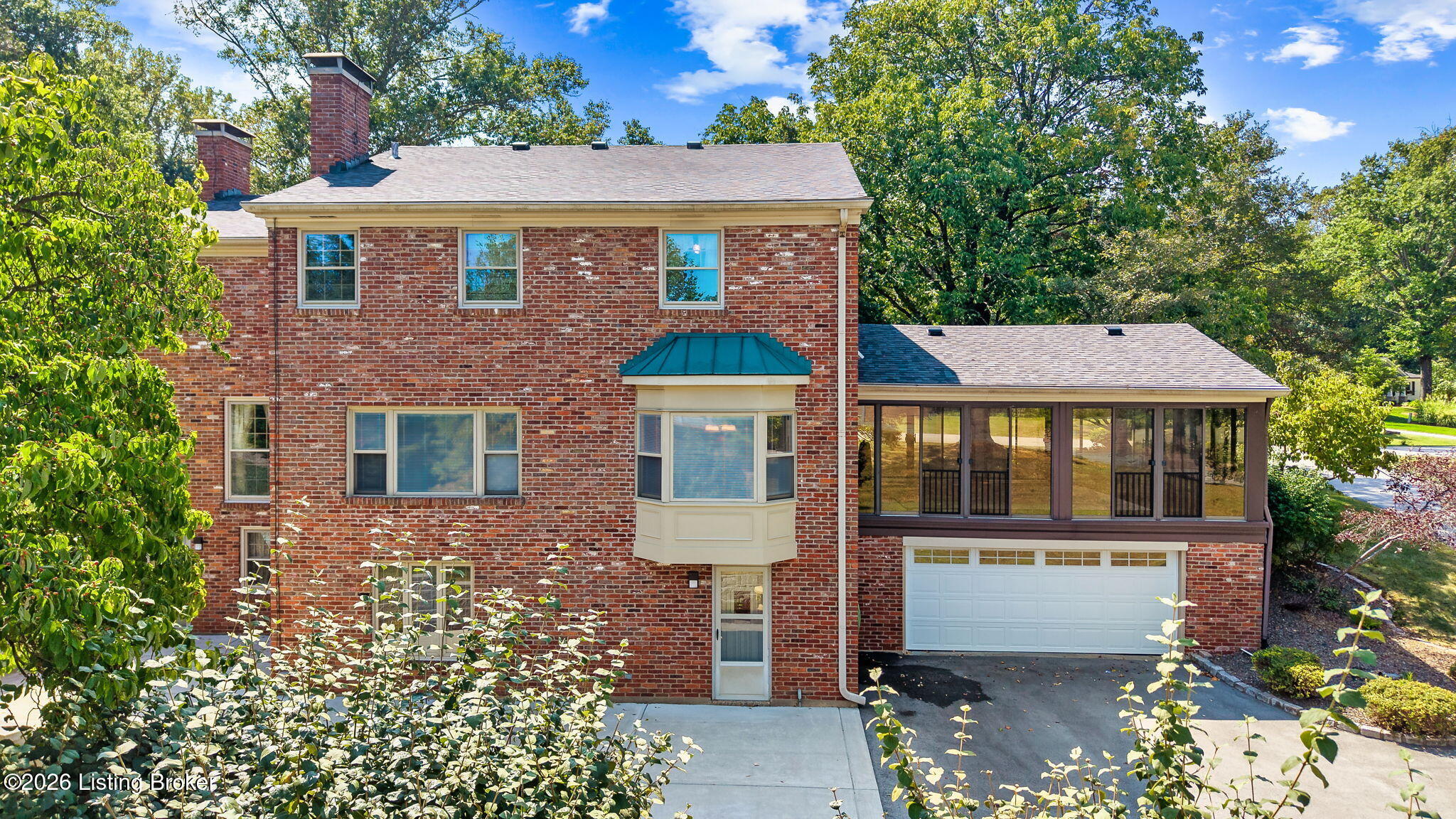 6315 Shadow Wood Ct Property Photo 4