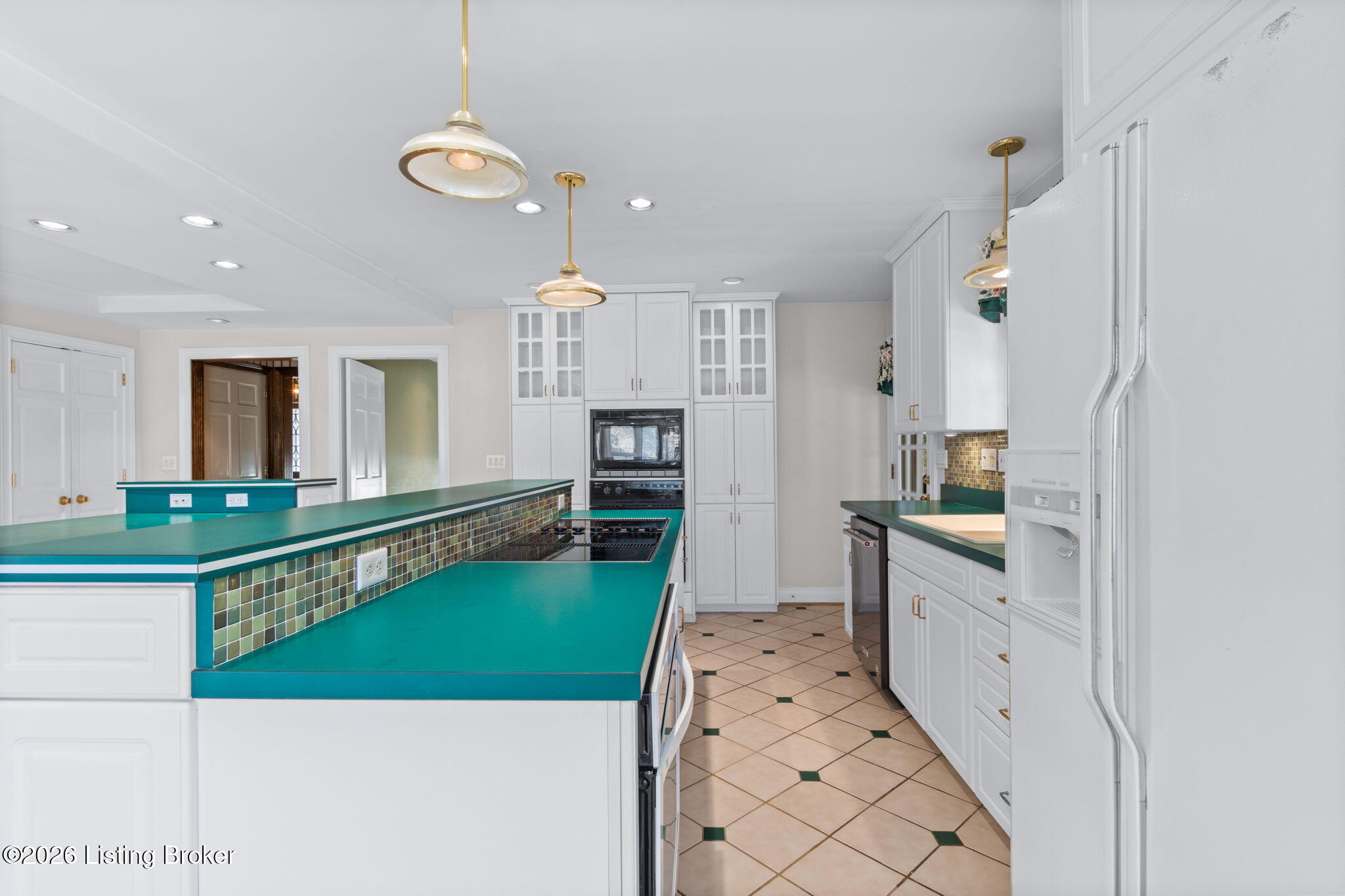6315 Shadow Wood Ct Property Photo 23
