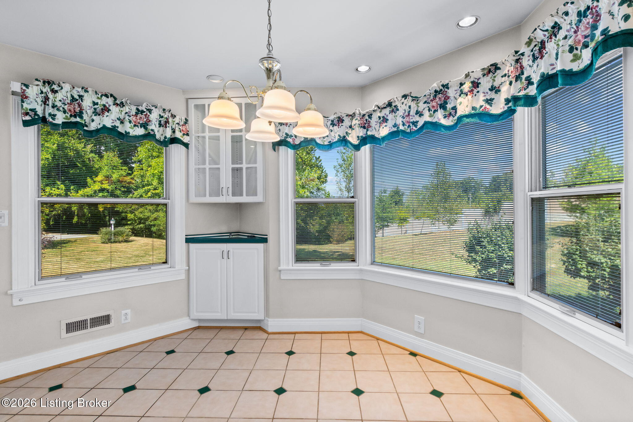 6315 Shadow Wood Ct Property Photo 25