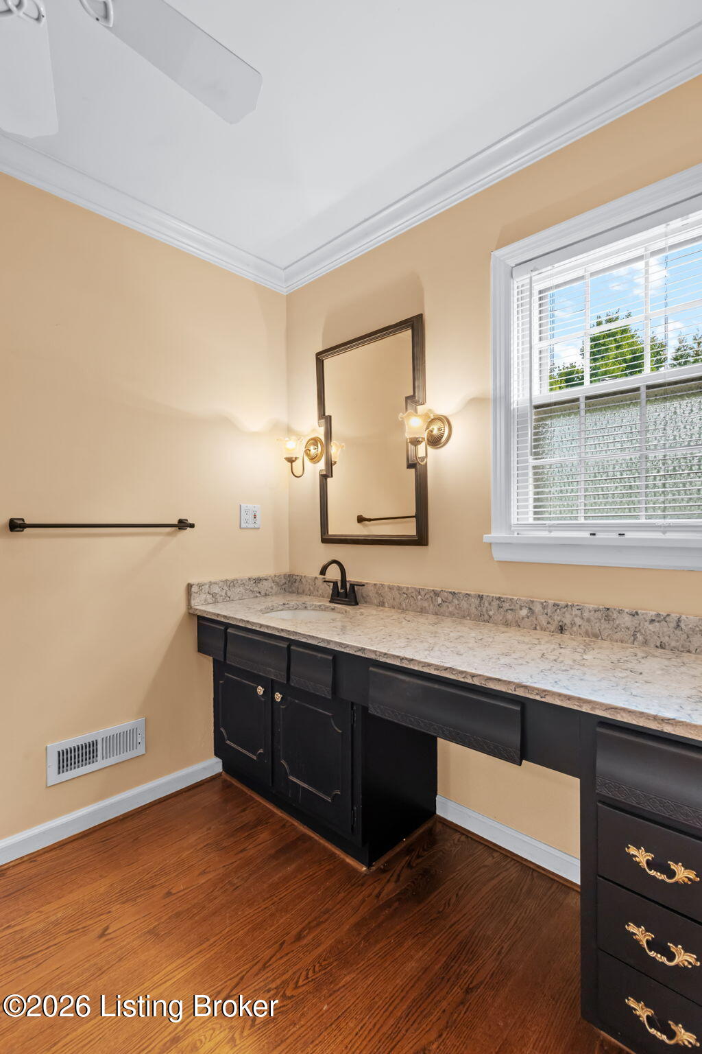 6315 Shadow Wood Ct Property Photo 53