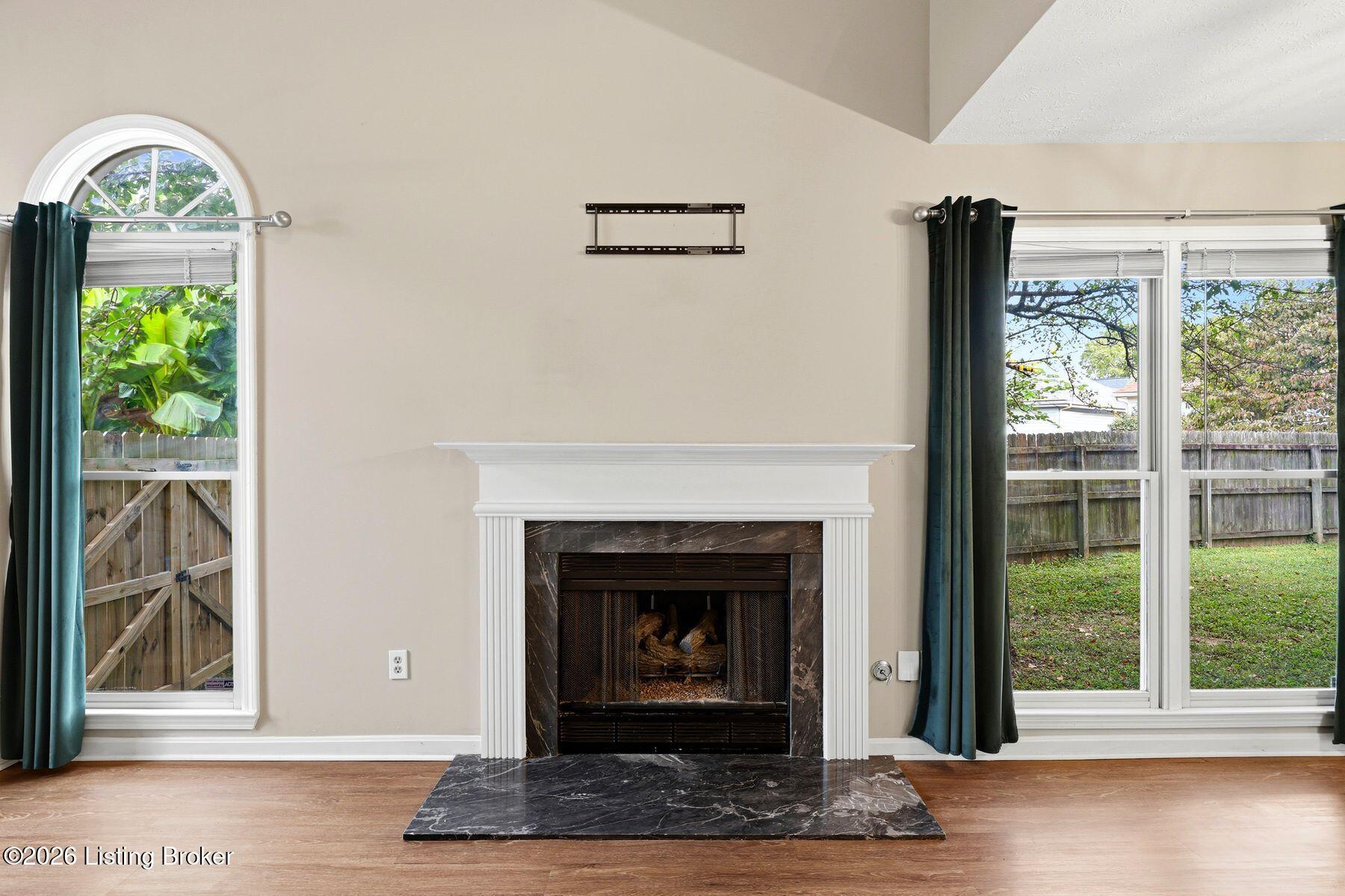 3201 Dewdrop Ct Property Photo 4