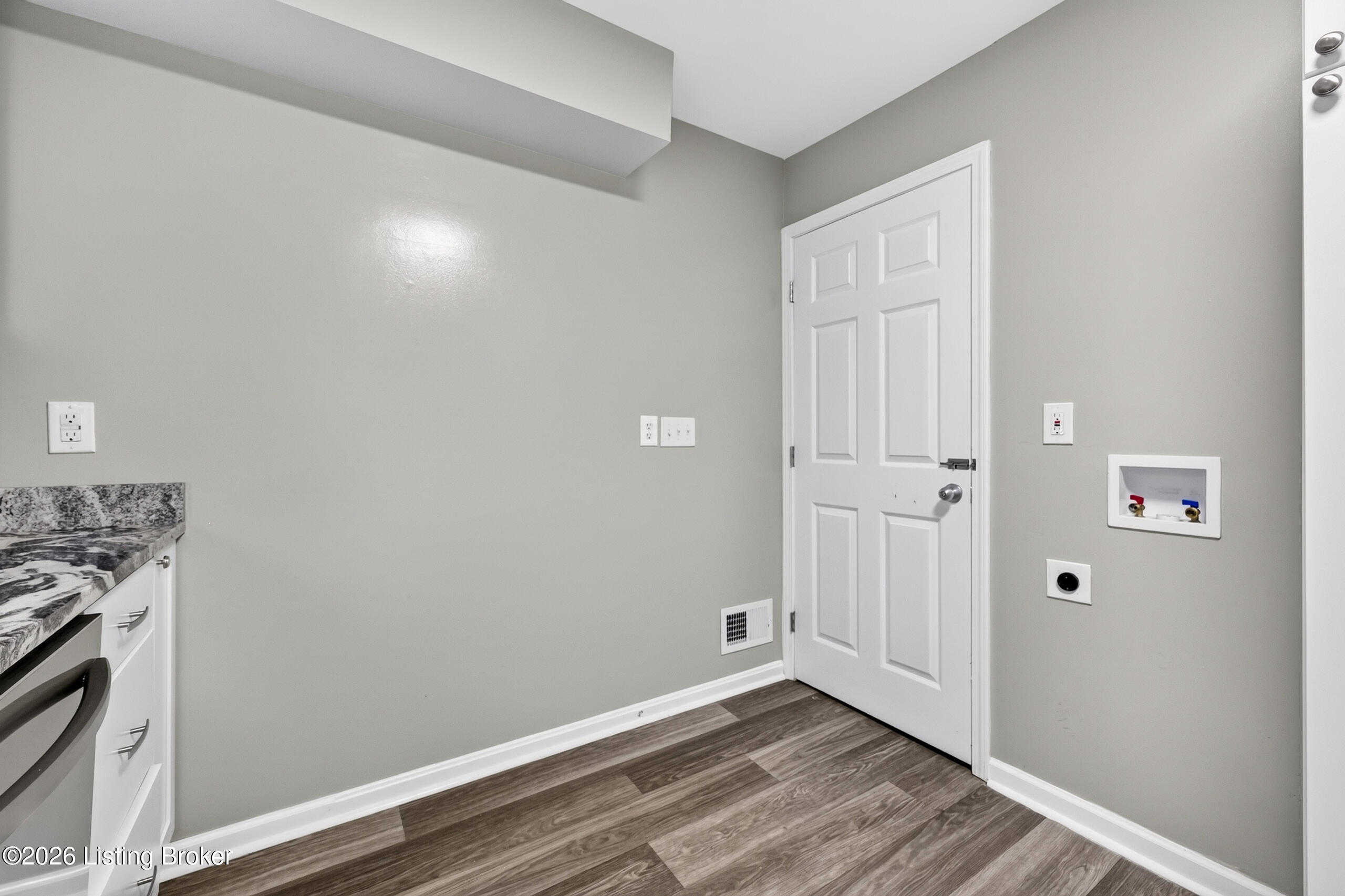 7207 Windemere Dr Property Photo 18
