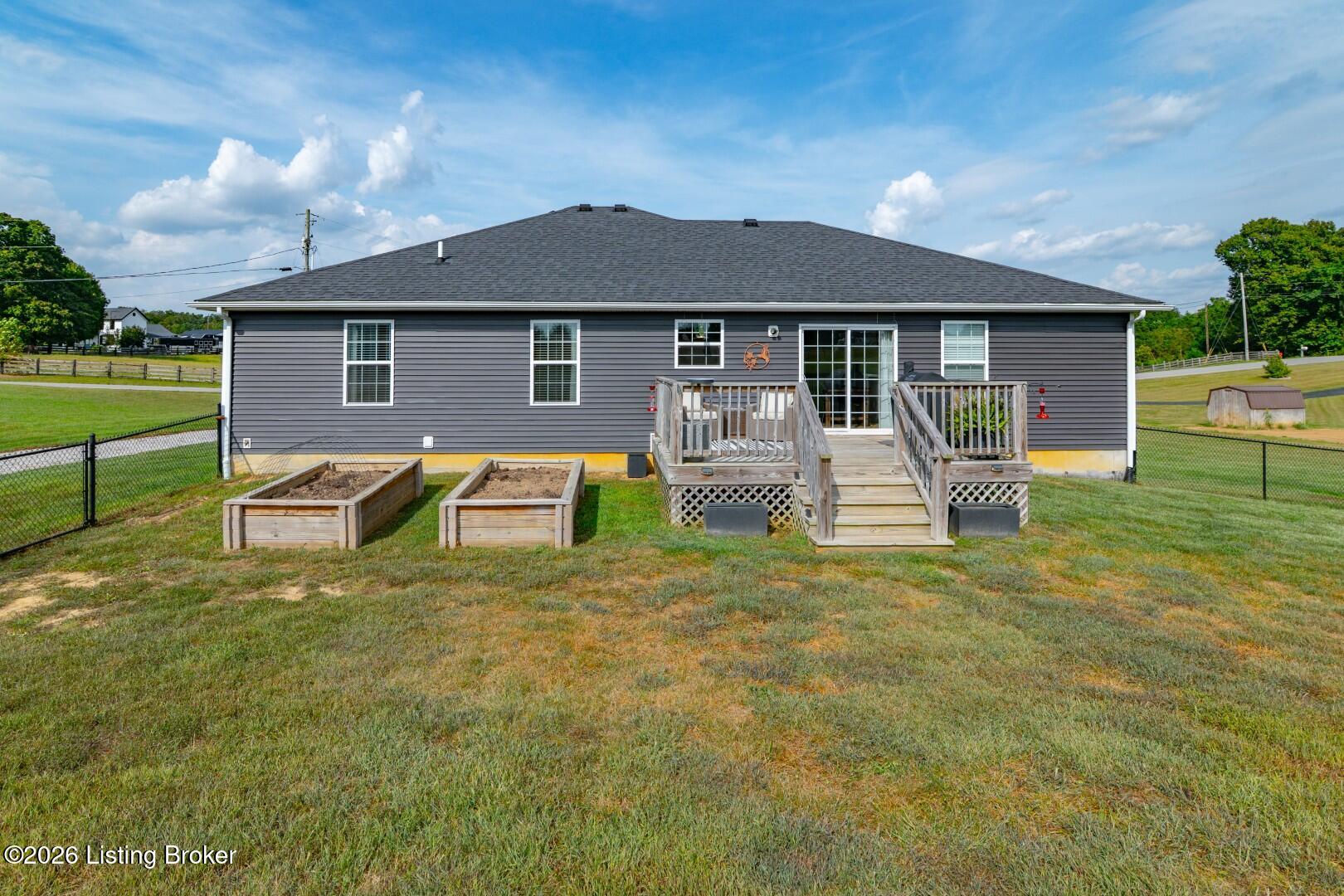 2952 Burns Rd Property Photo 9
