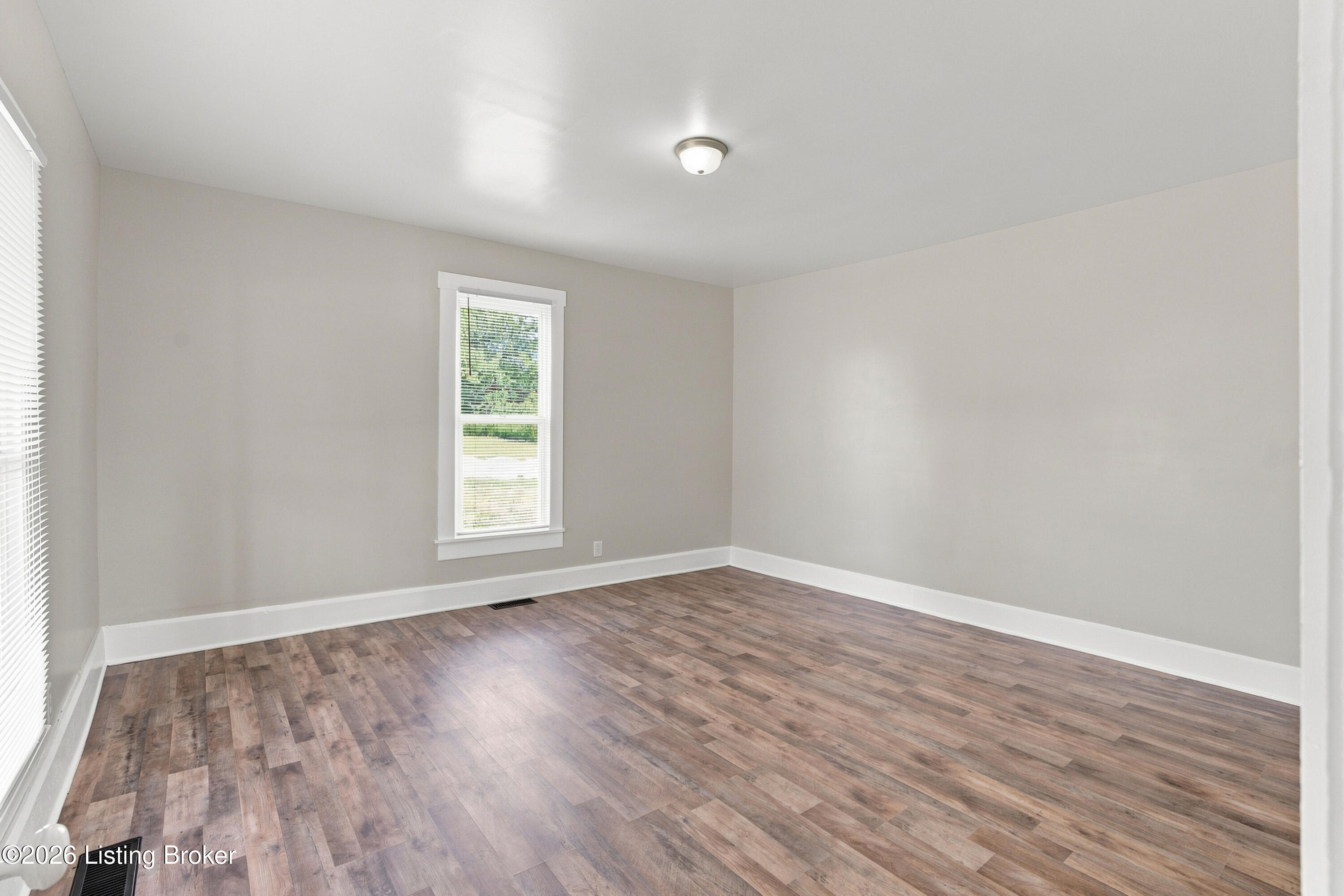 201 Van Buren Rd Property Photo 14