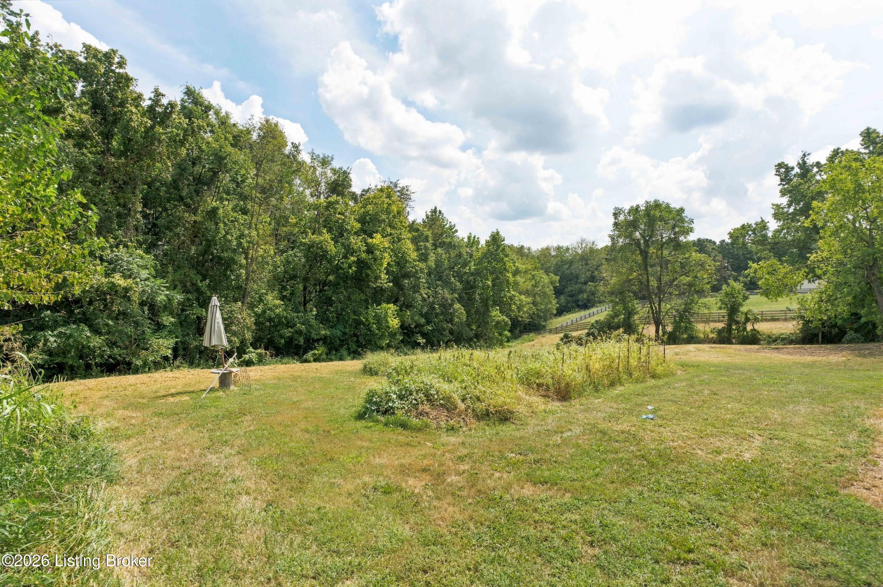 201 Van Buren Rd Property Photo 42