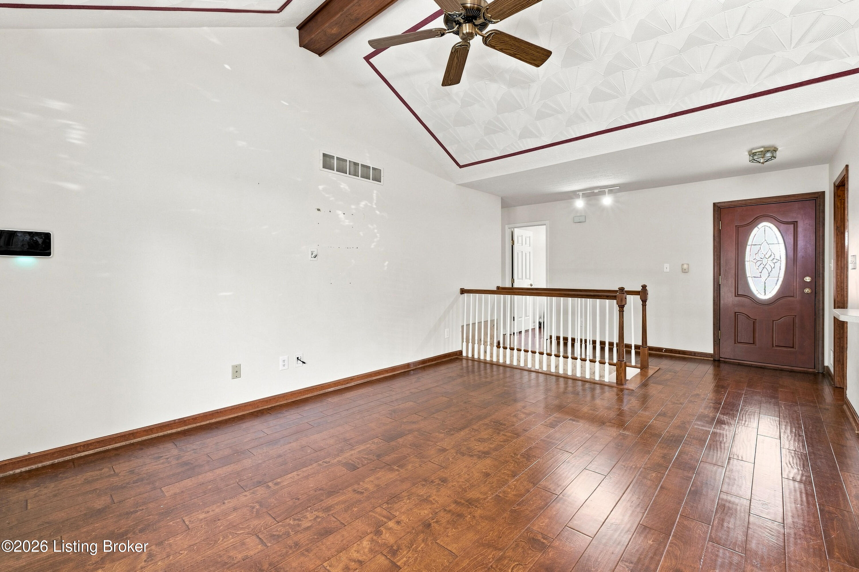 10102 Lanson Ct Property Photo 6
