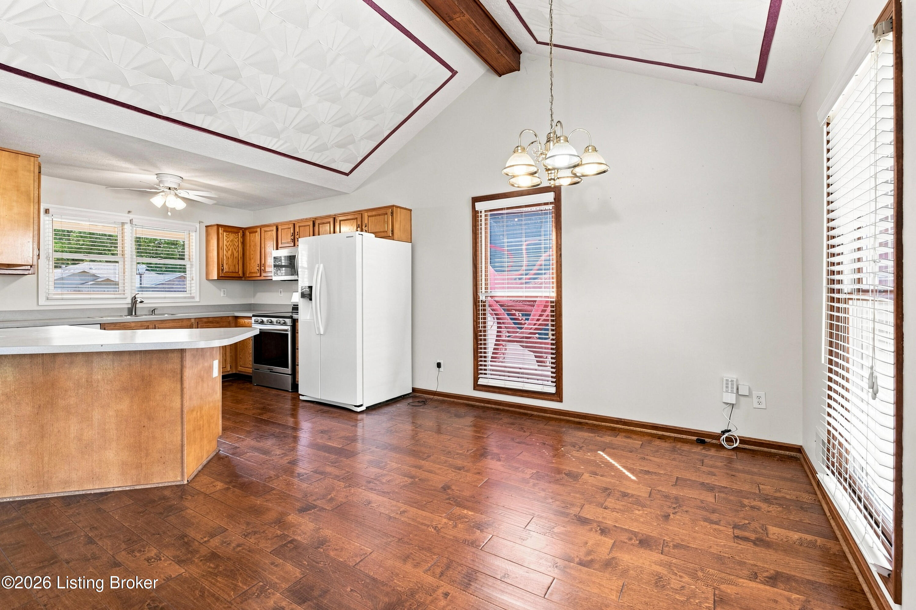 10102 Lanson Ct Property Photo 7