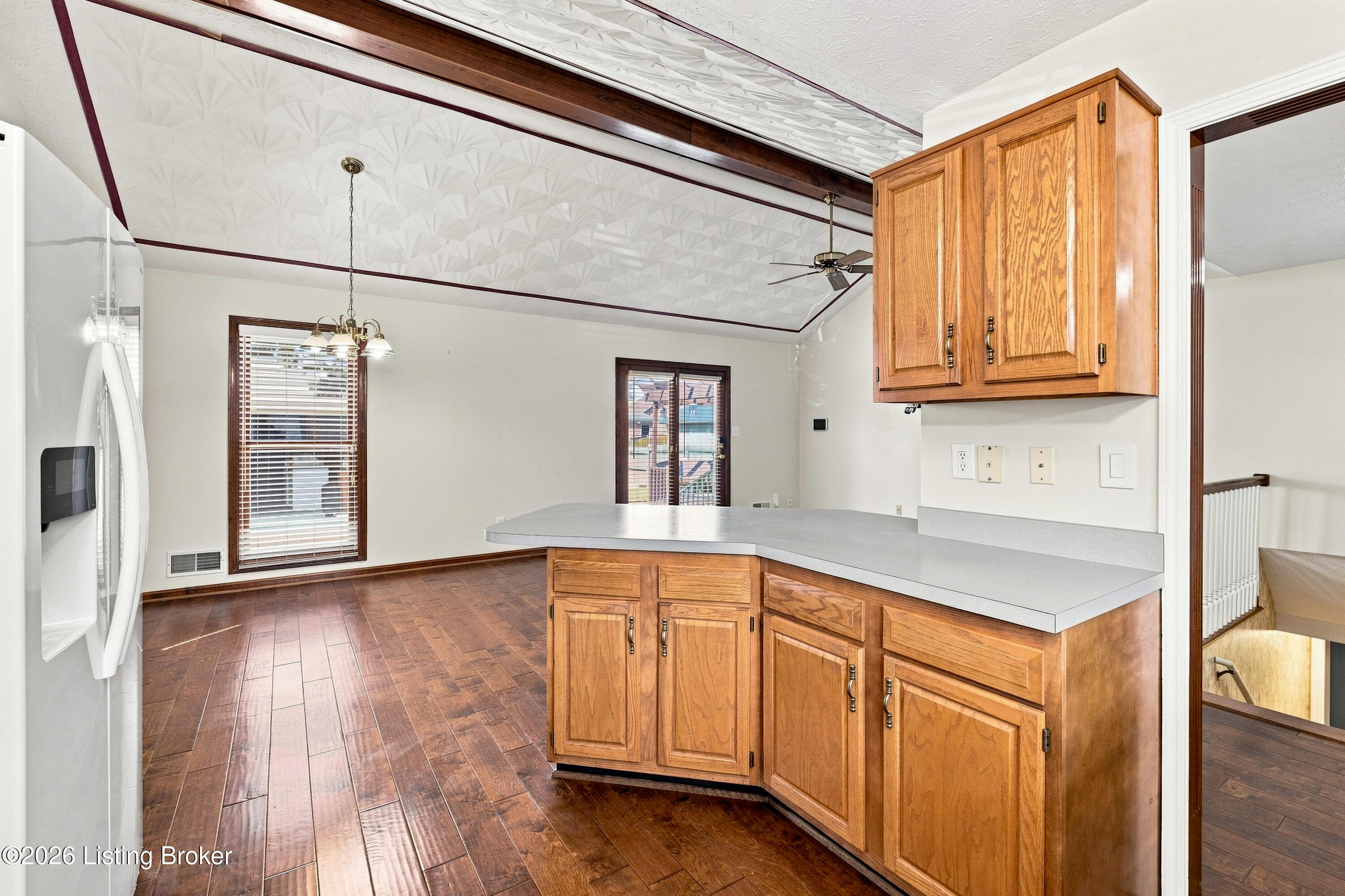 10102 Lanson Ct Property Photo 12