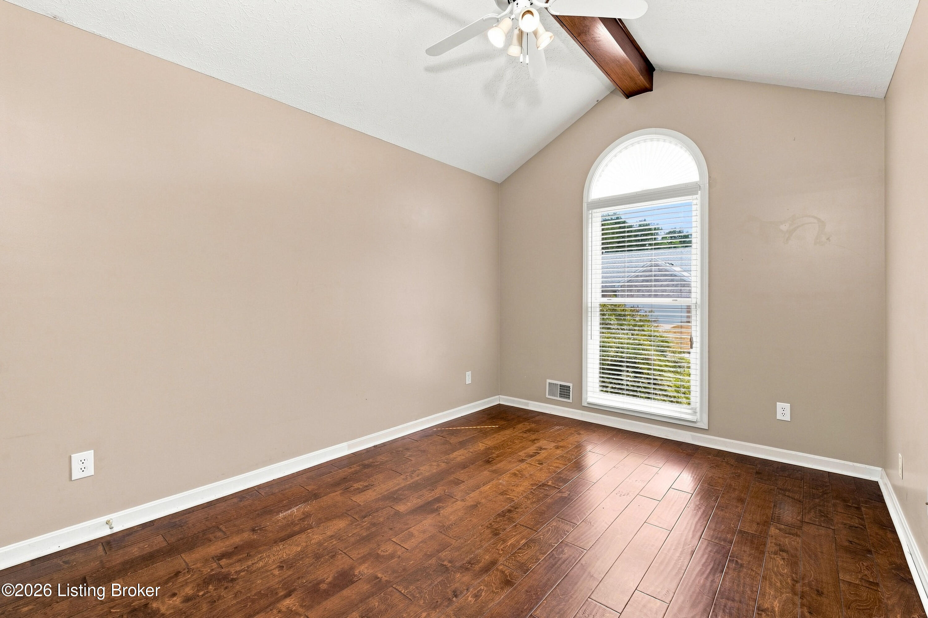 10102 Lanson Ct Property Photo 16