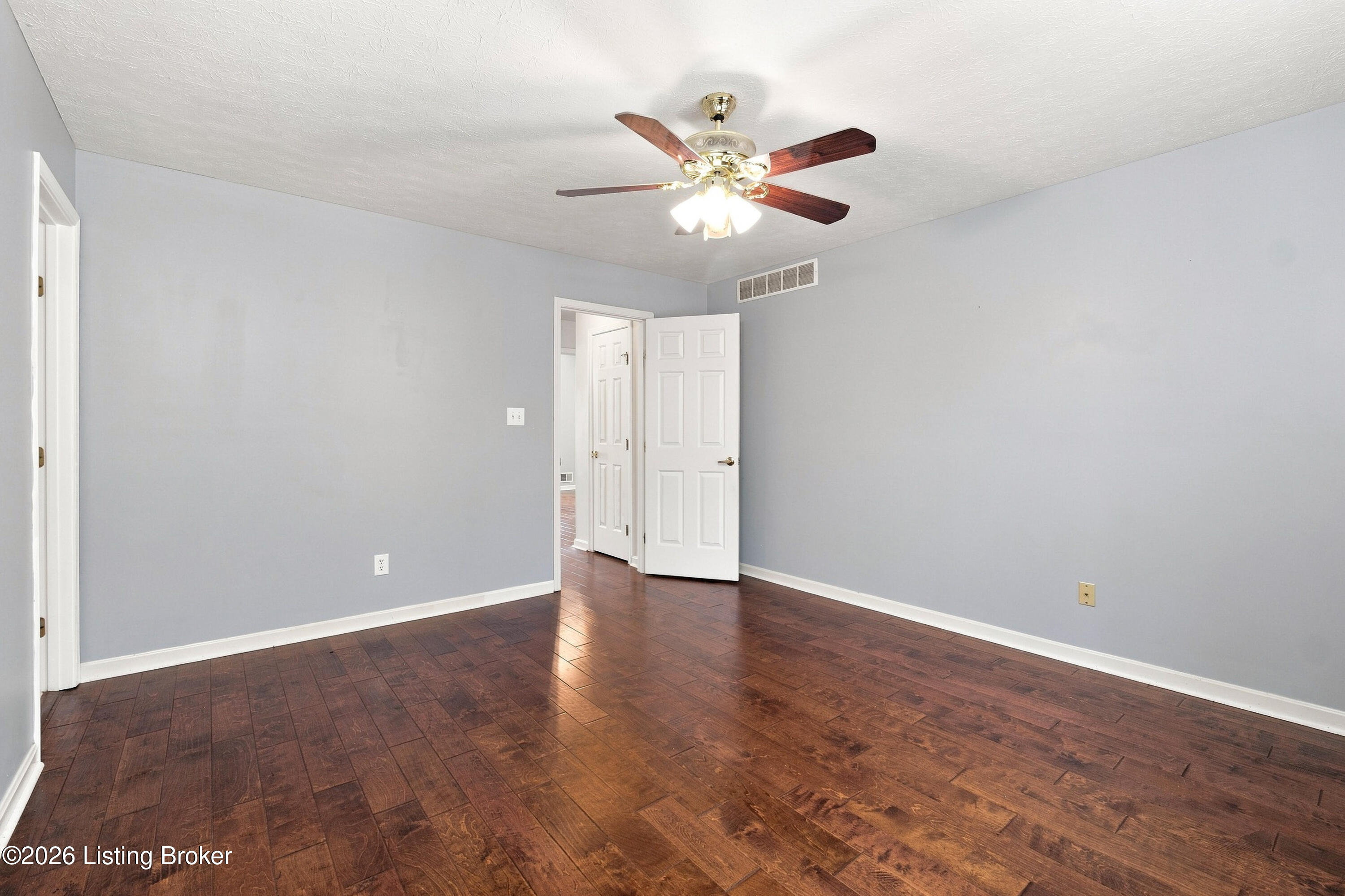 10102 Lanson Ct Property Photo 21