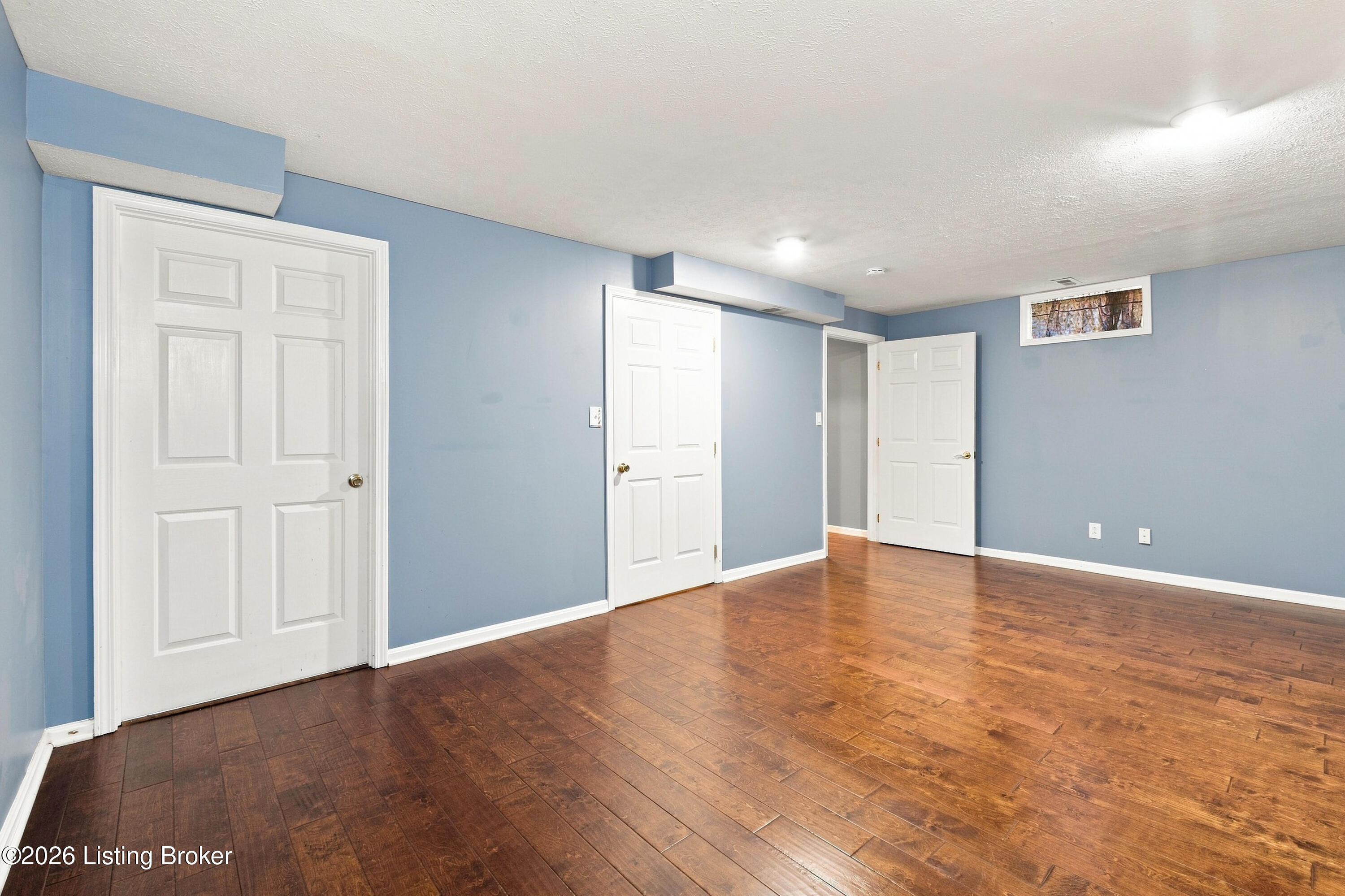 10102 Lanson Ct Property Photo 30