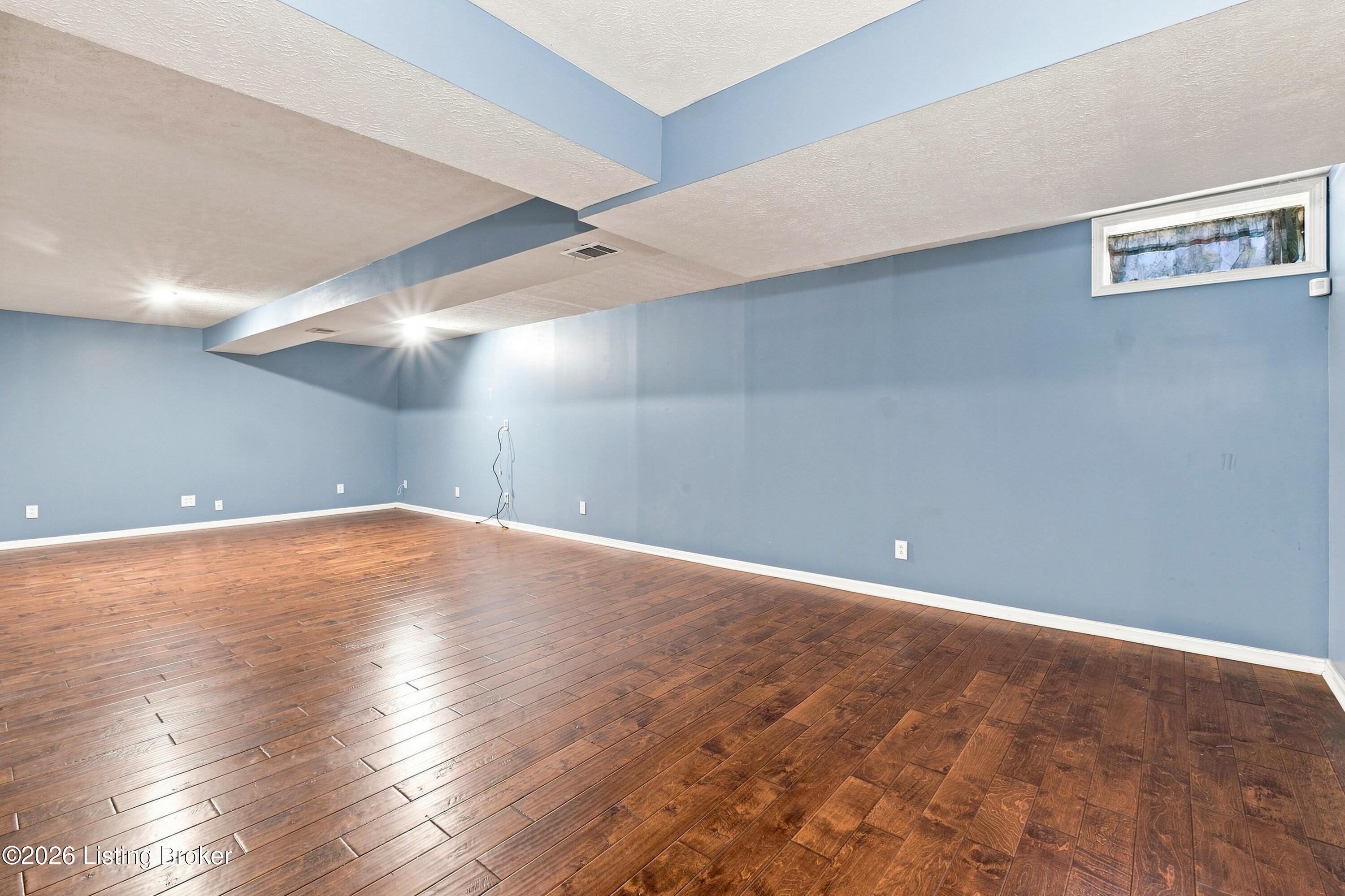 10102 Lanson Ct Property Photo 35