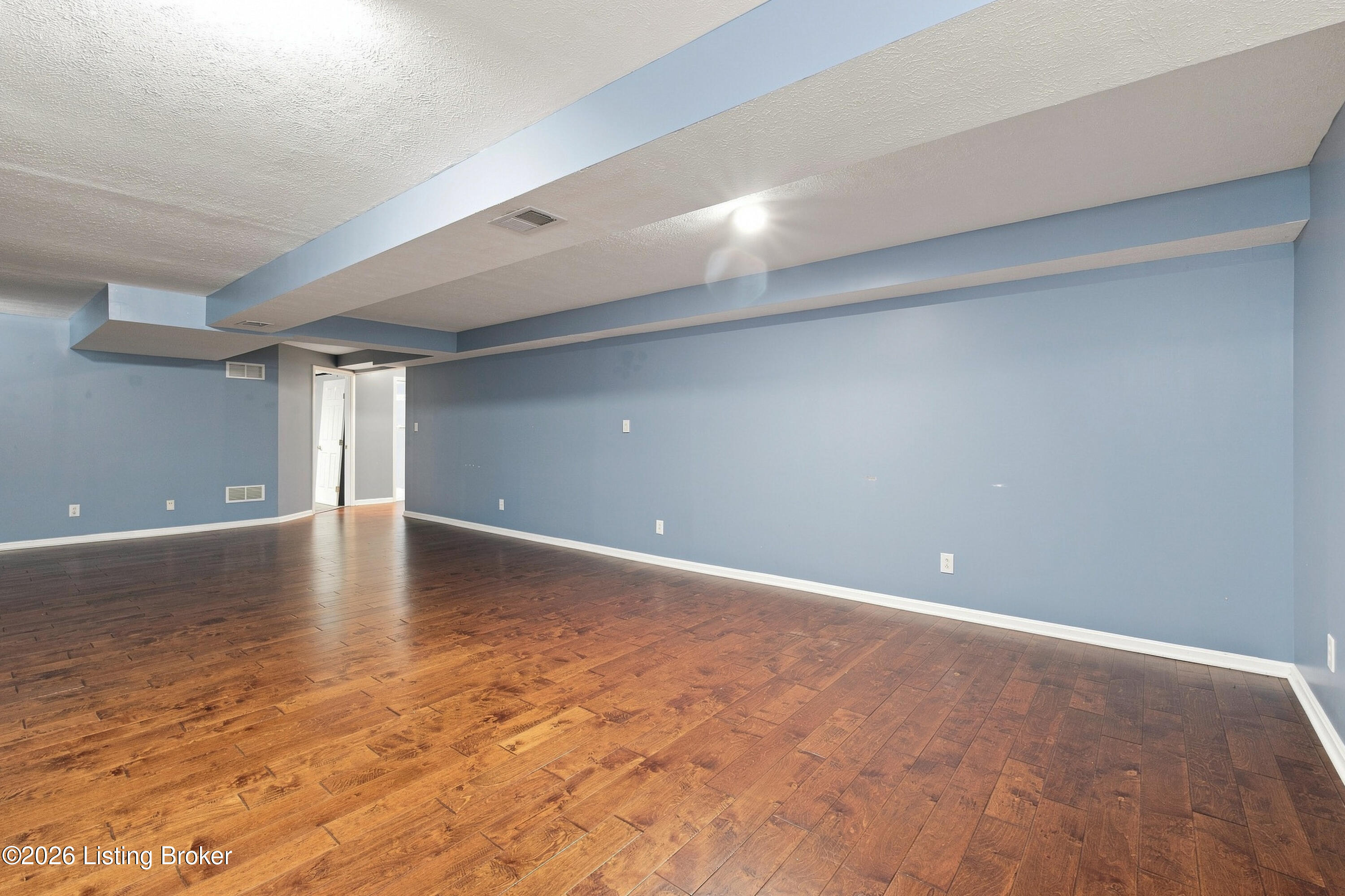 10102 Lanson Ct Property Photo 36