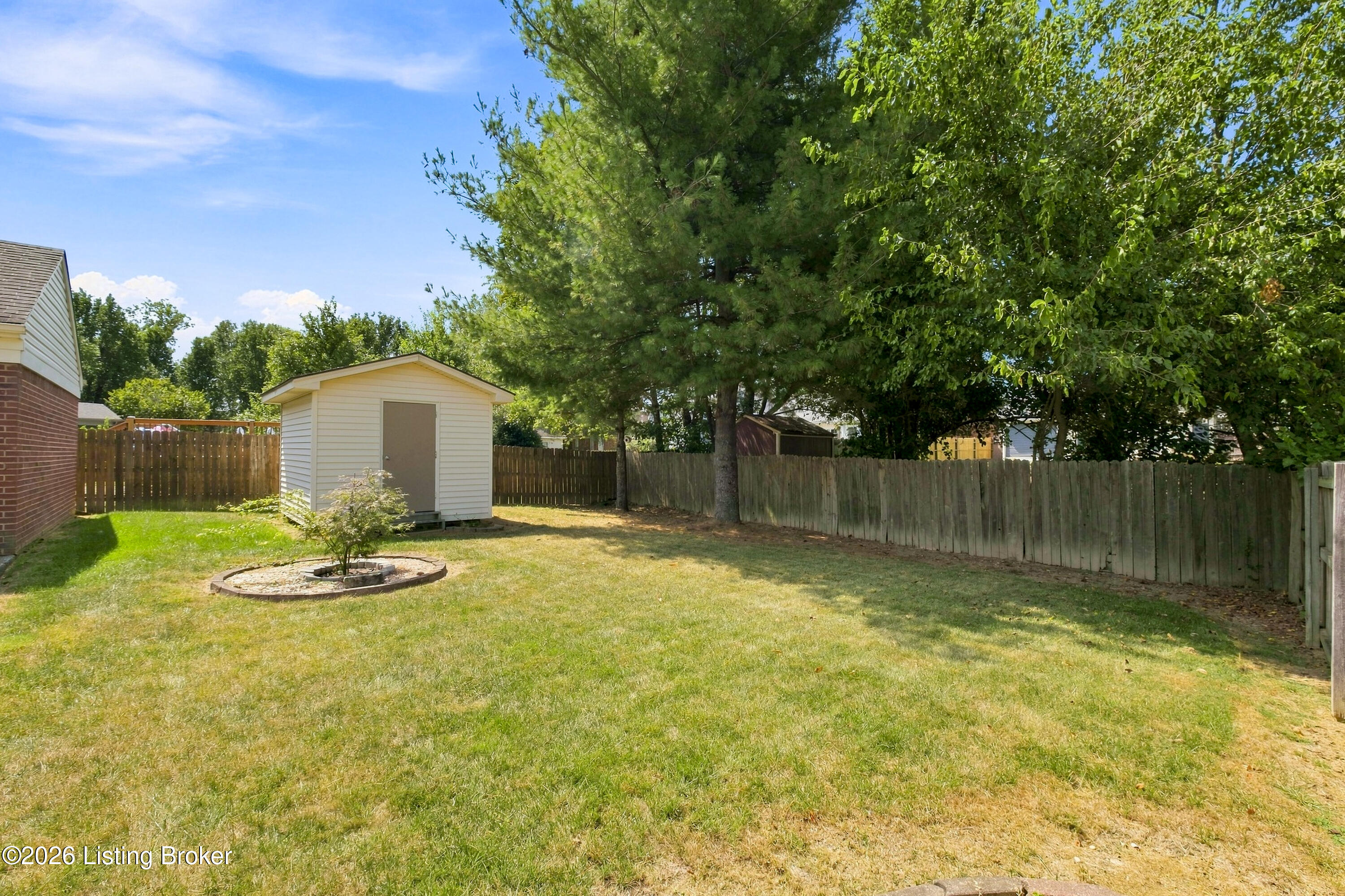 10102 Lanson Ct Property Photo 47
