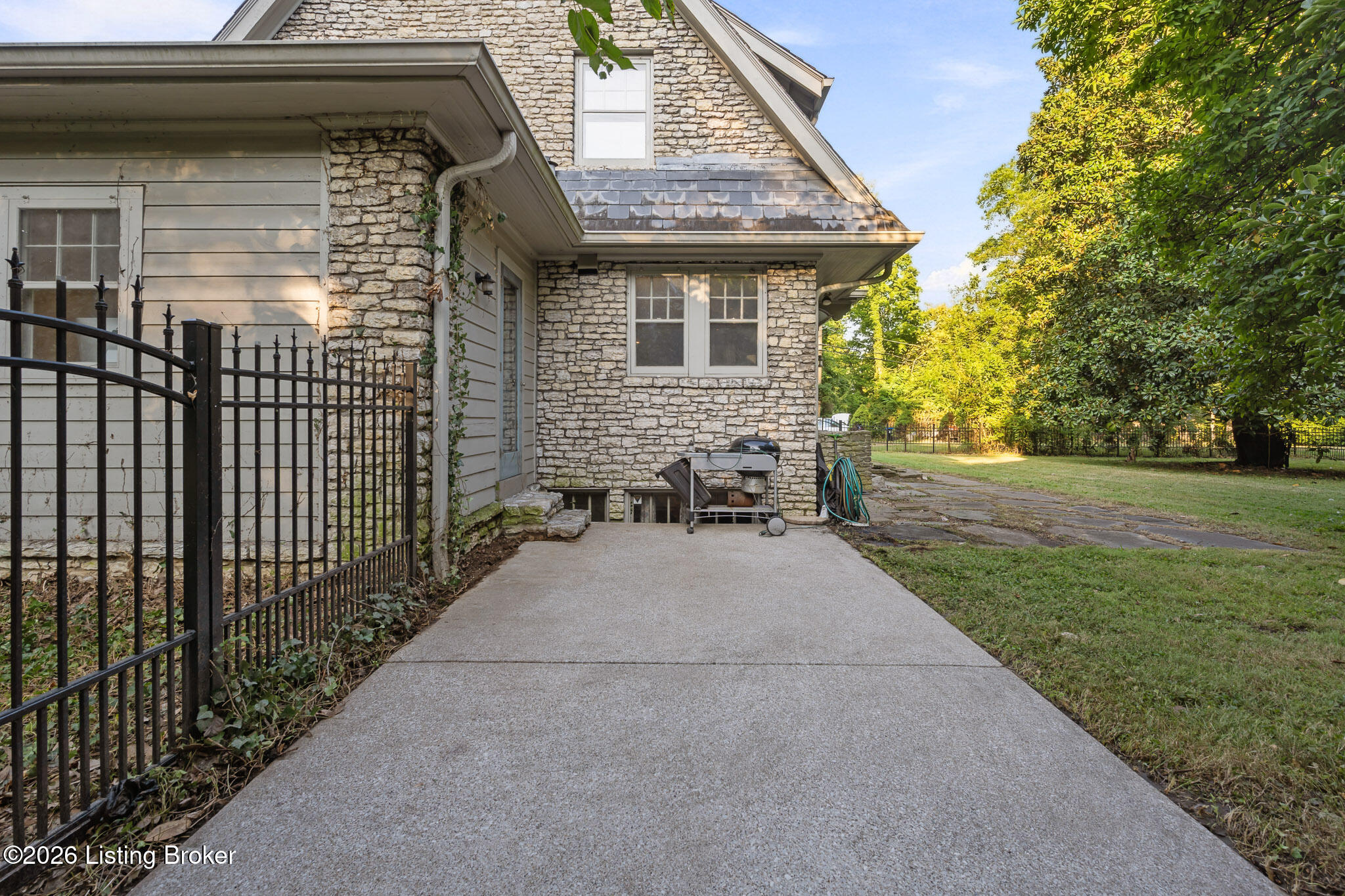 3101 Brownsboro Rd Property Photo 59