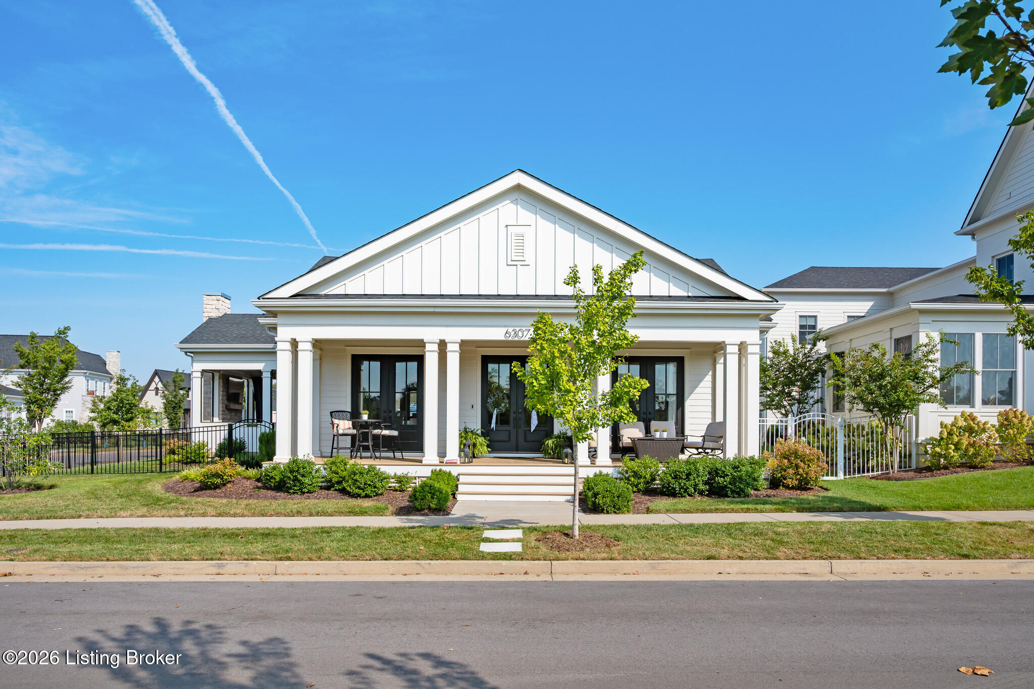 6307 Spring Beauty Ln Property Photo 3