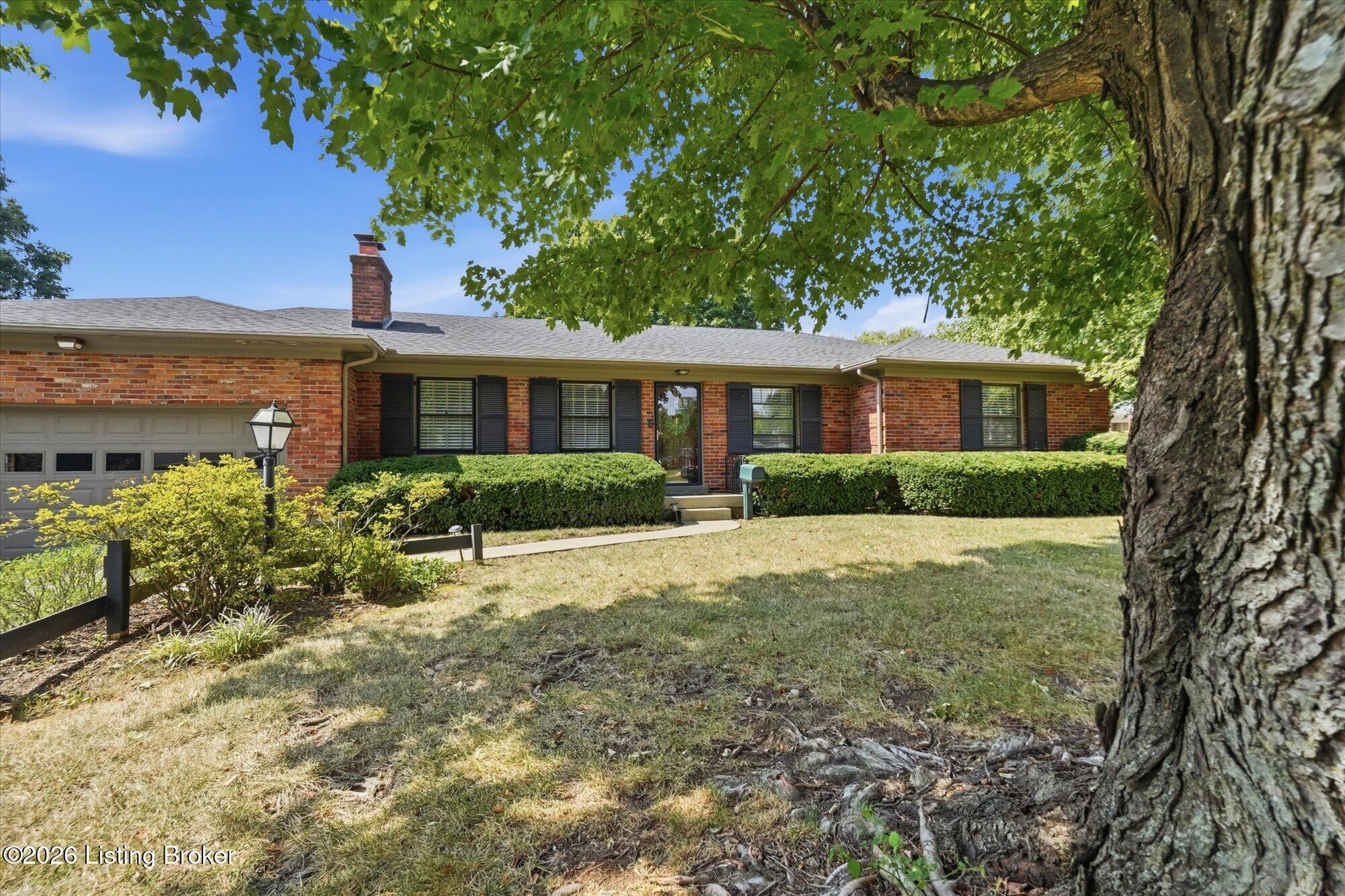 1710 Devondale Dr Property Photo 2