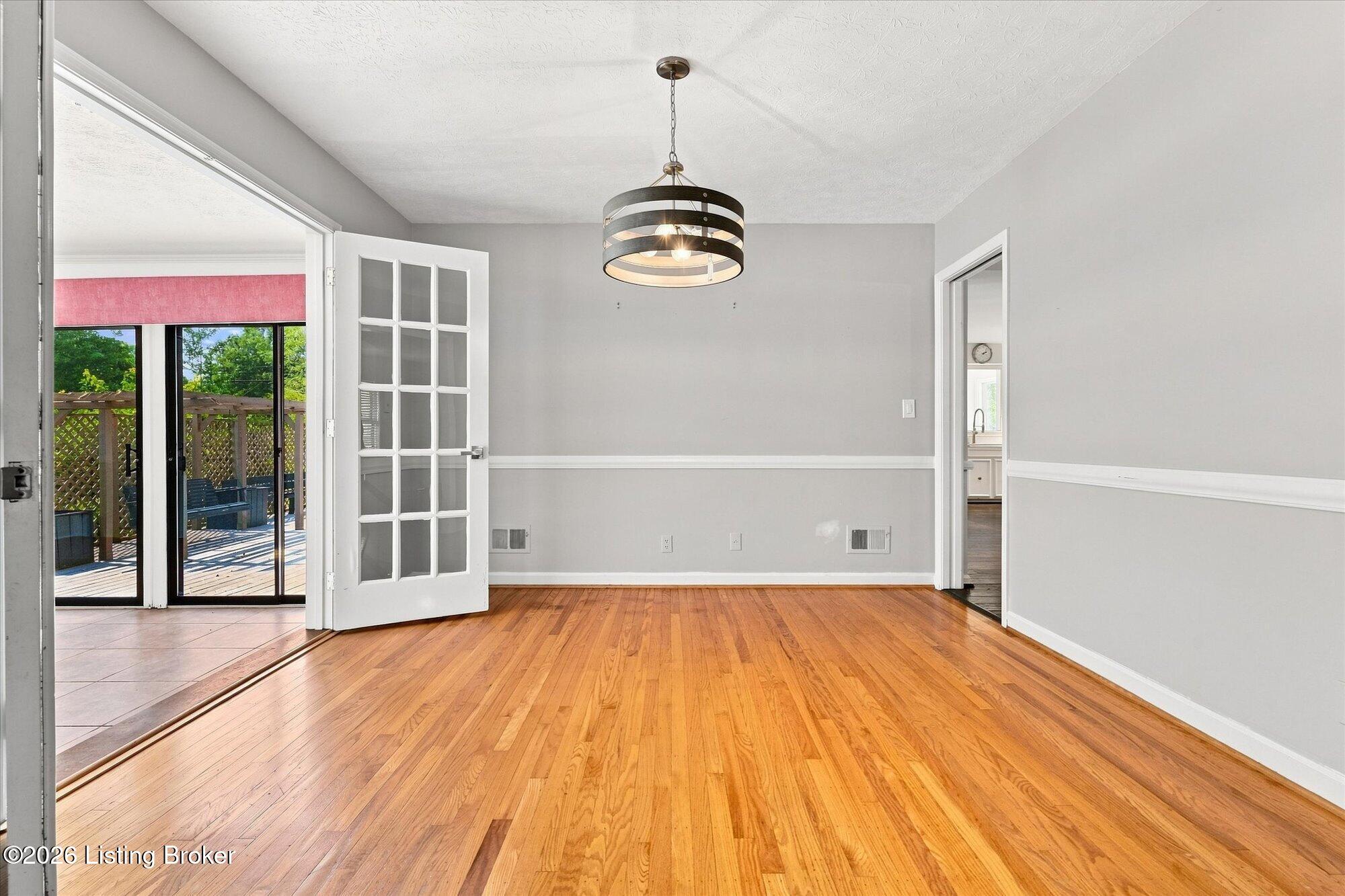 1710 Devondale Dr Property Photo 8