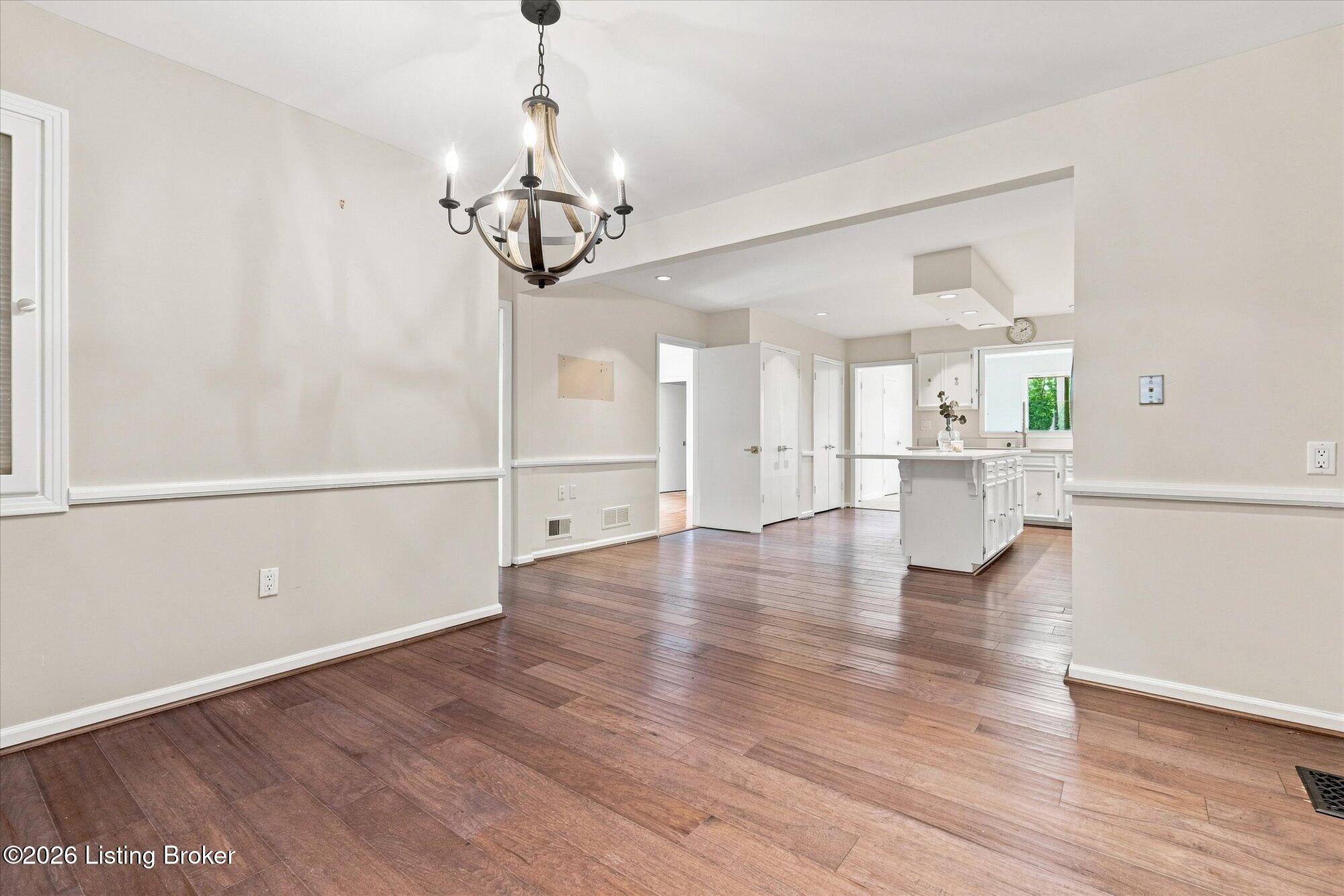 1710 Devondale Dr Property Photo 26