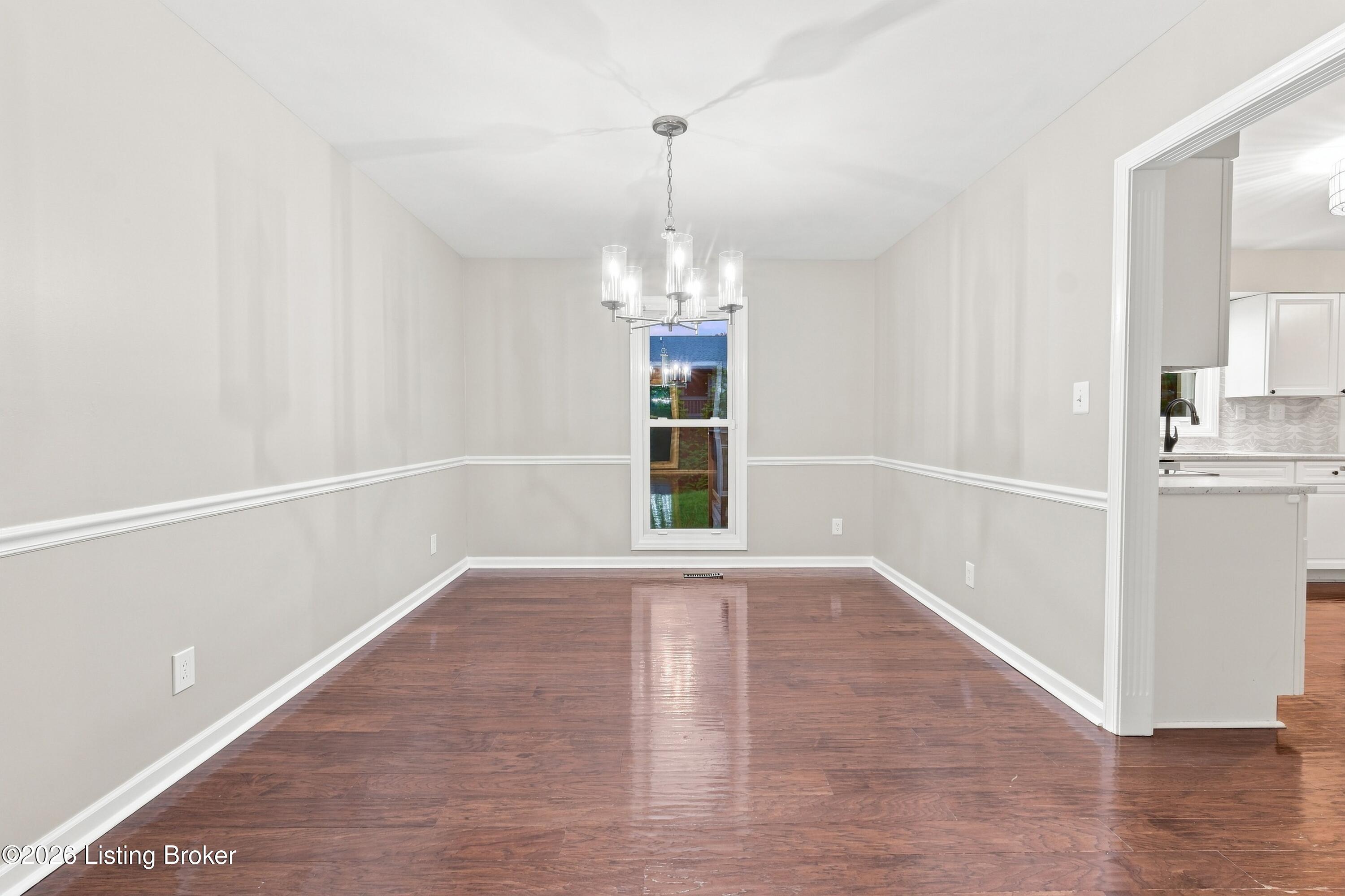 1112 Juniper Springs Dr Property Photo 4