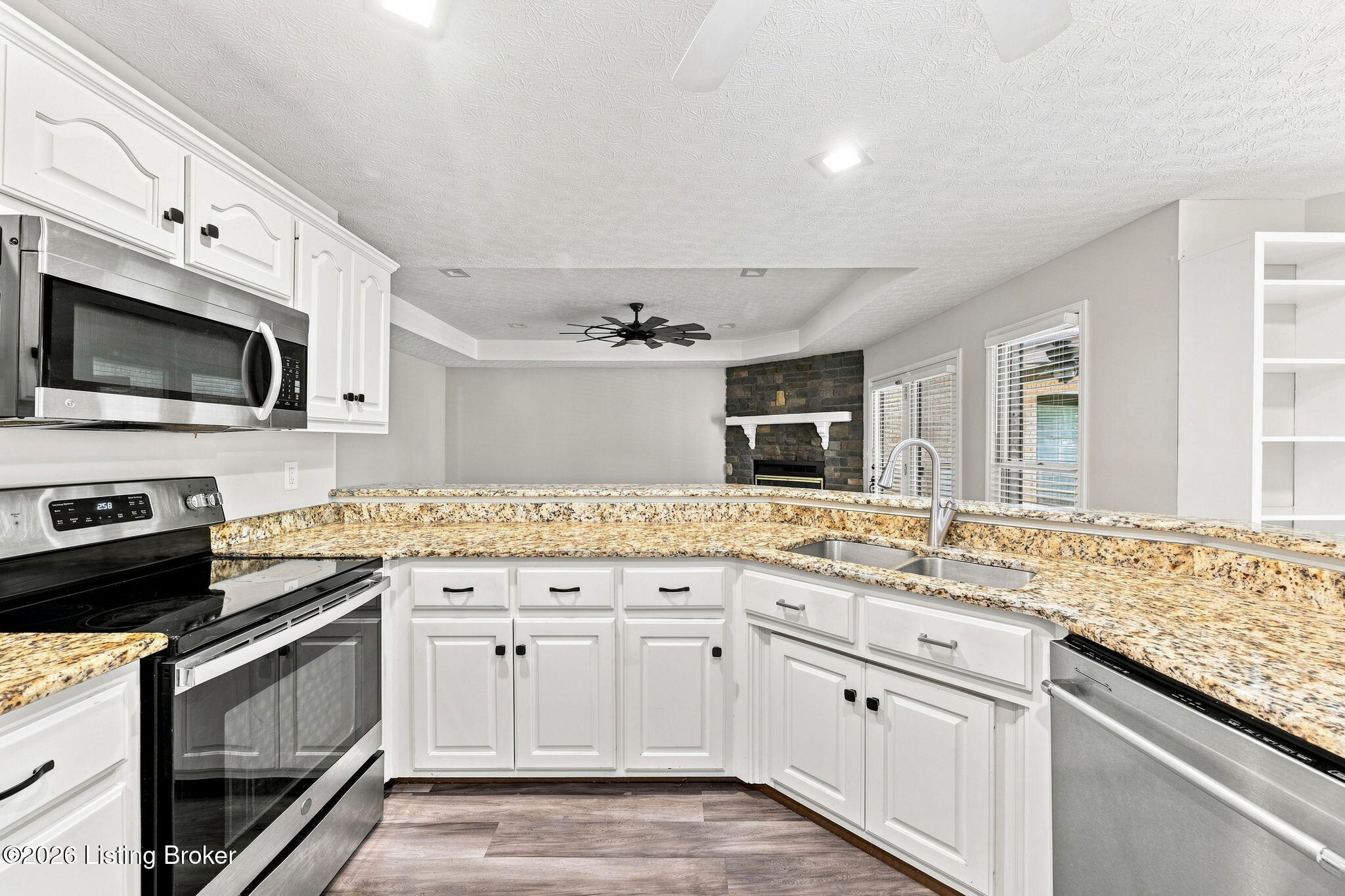 1314 Holland Bros Rd Property Photo 6