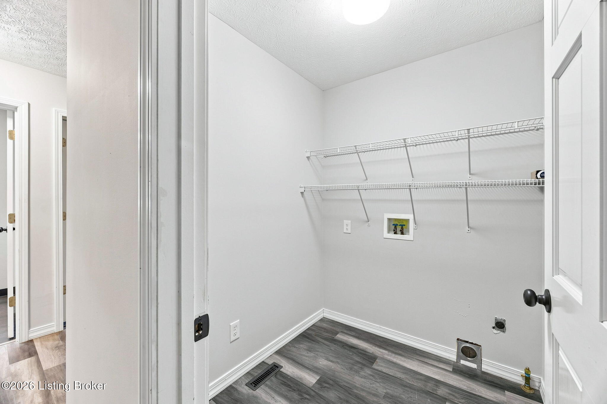 1314 Holland Bros Rd Property Photo 16