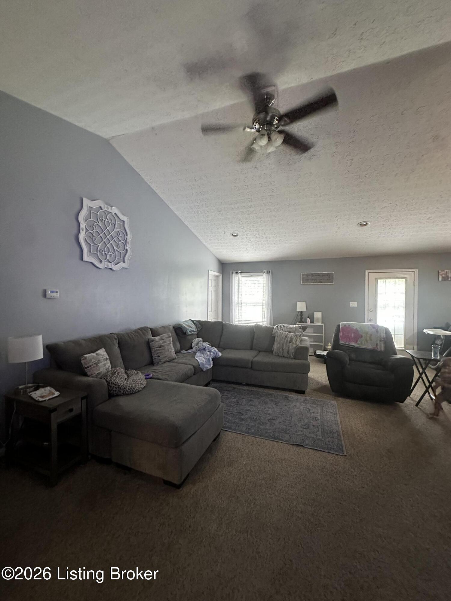 315 Catbird Rd Property Photo 5