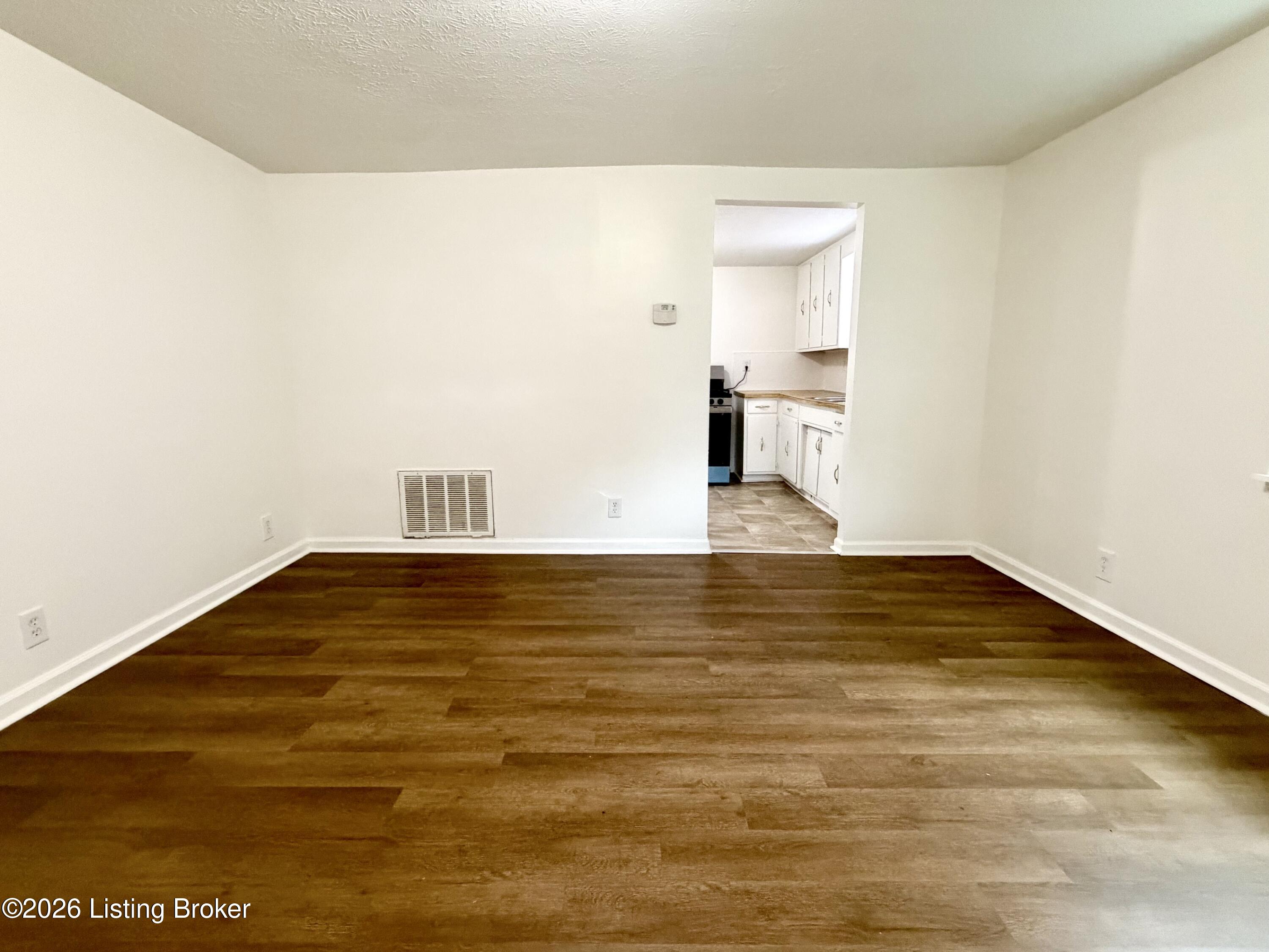 3713 Center St Property Photo 2