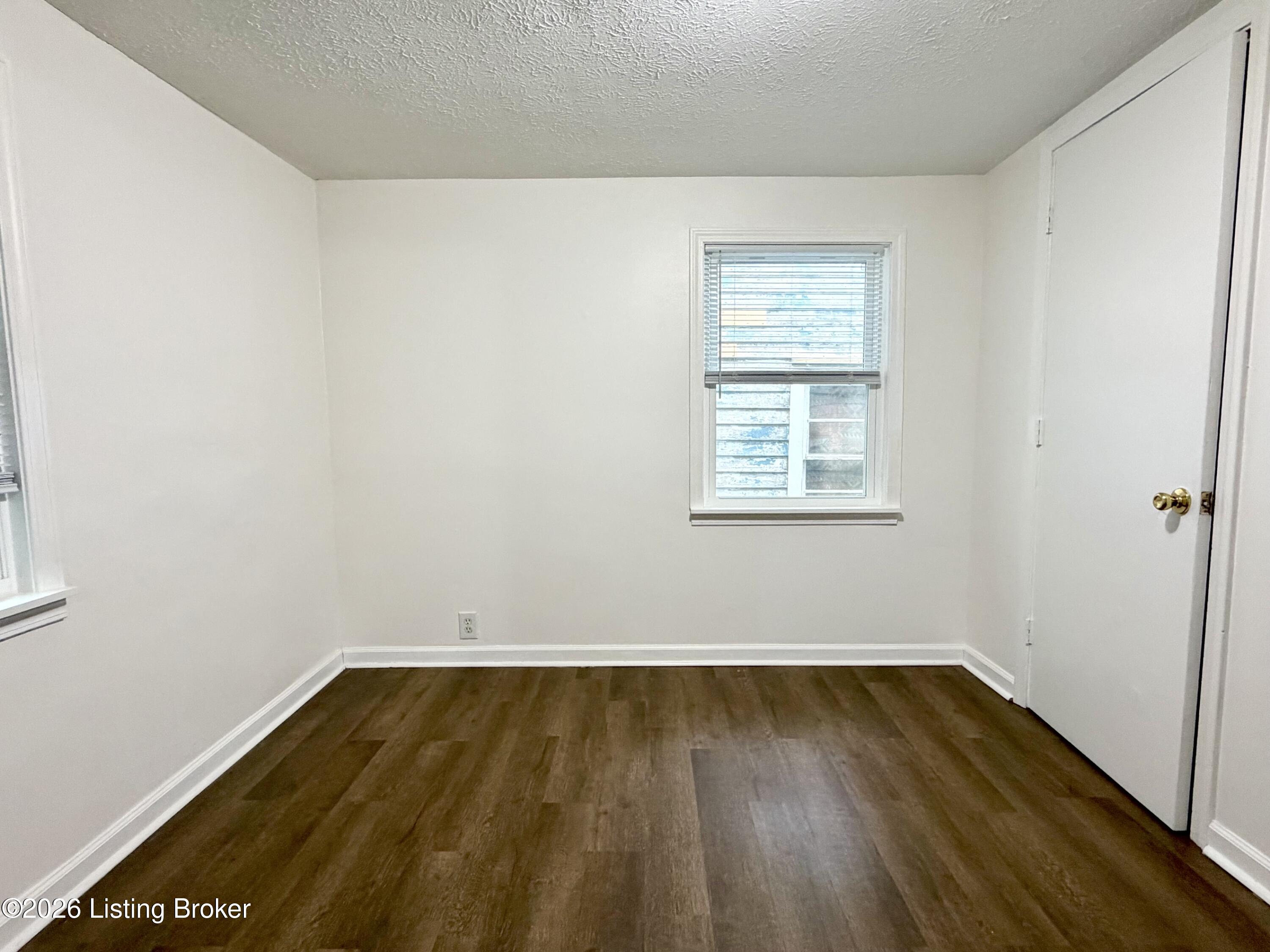 3713 Center St Property Photo 7