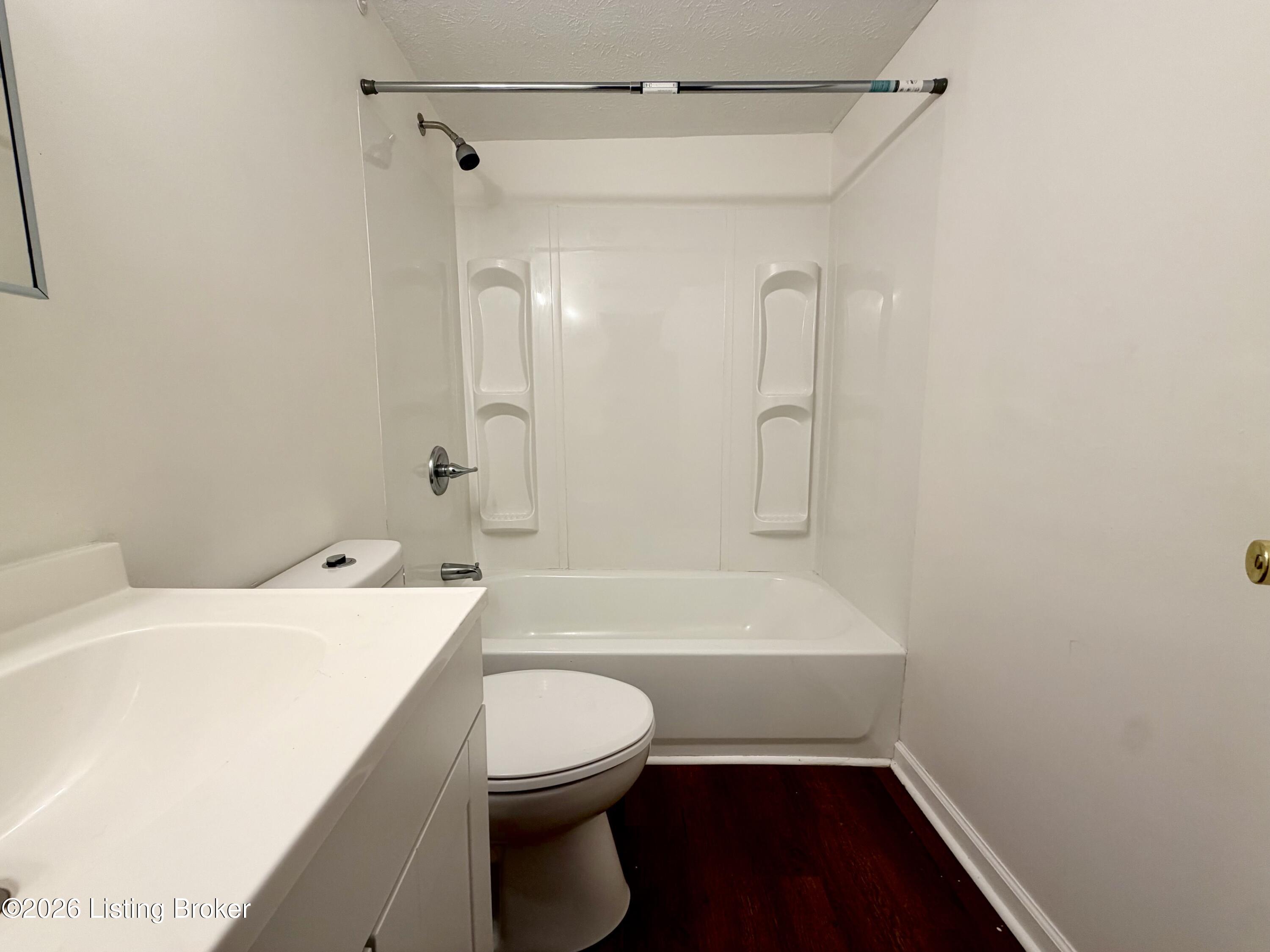 3713 Center St Property Photo 8
