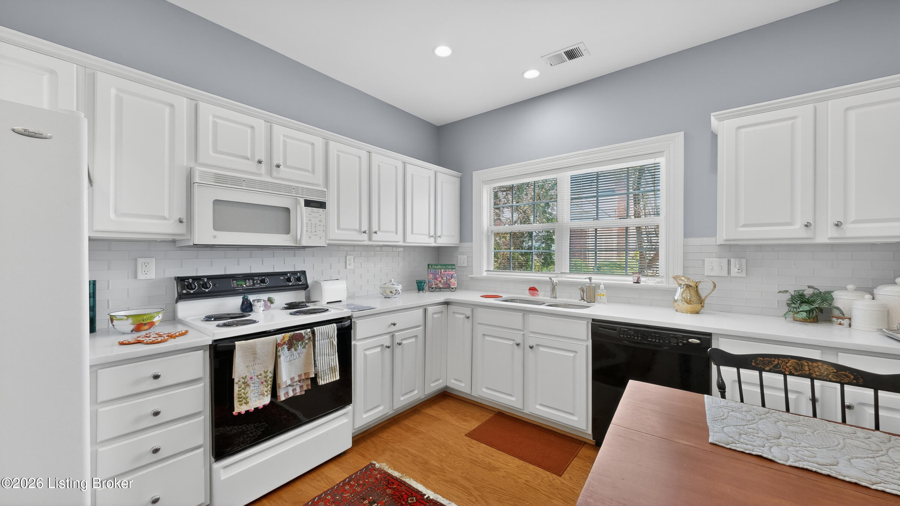 5943 Ashwood Bluff Dr Property Photo 10