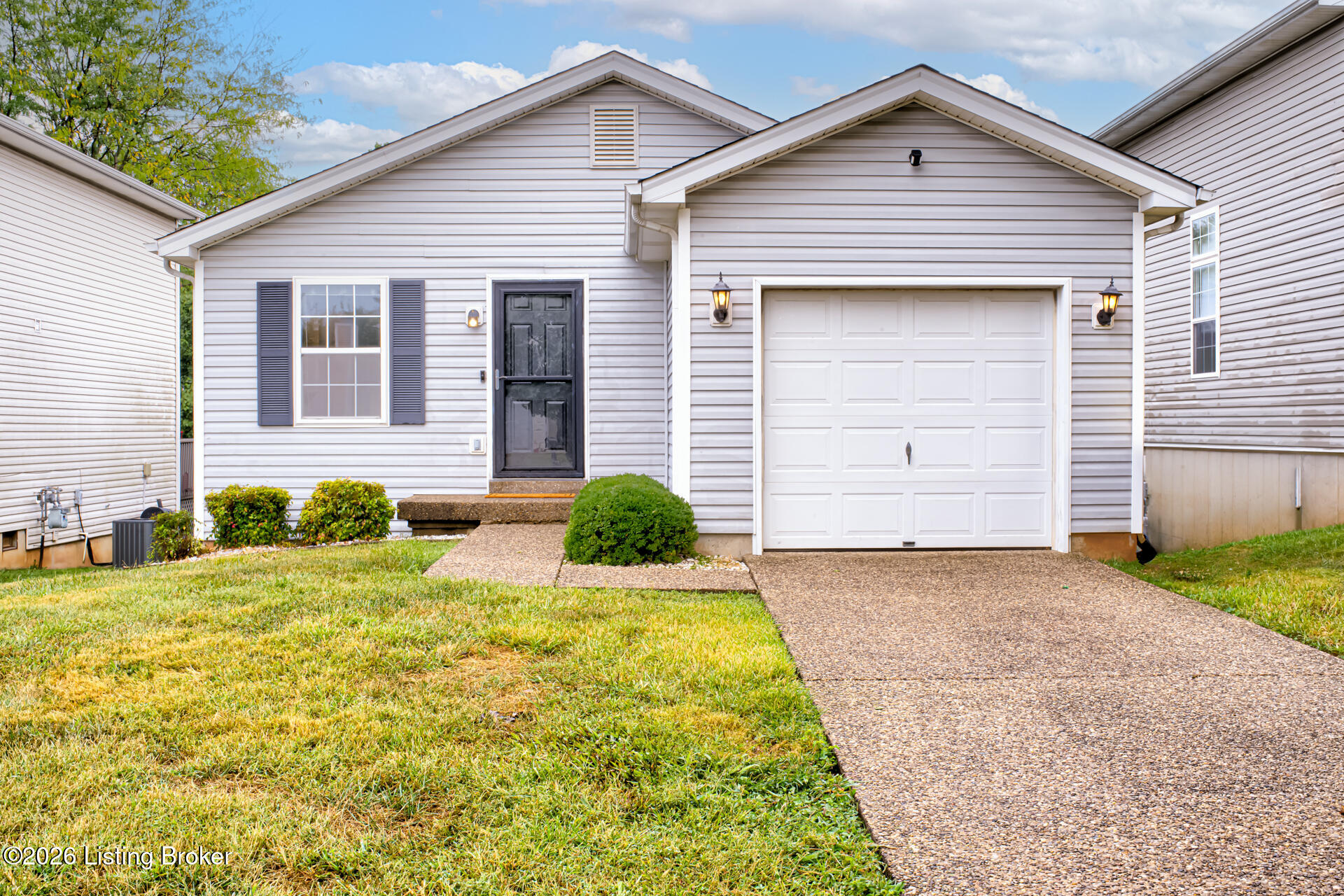 4429 Baygarden Ct Property Photo 3