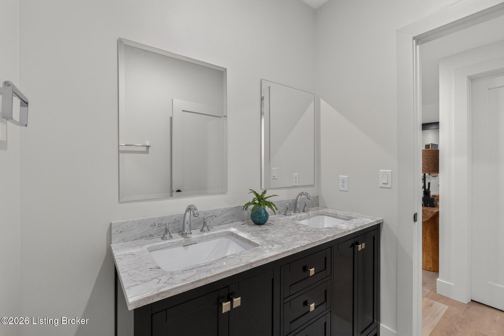 16712 Taddington Pl Property Photo 49