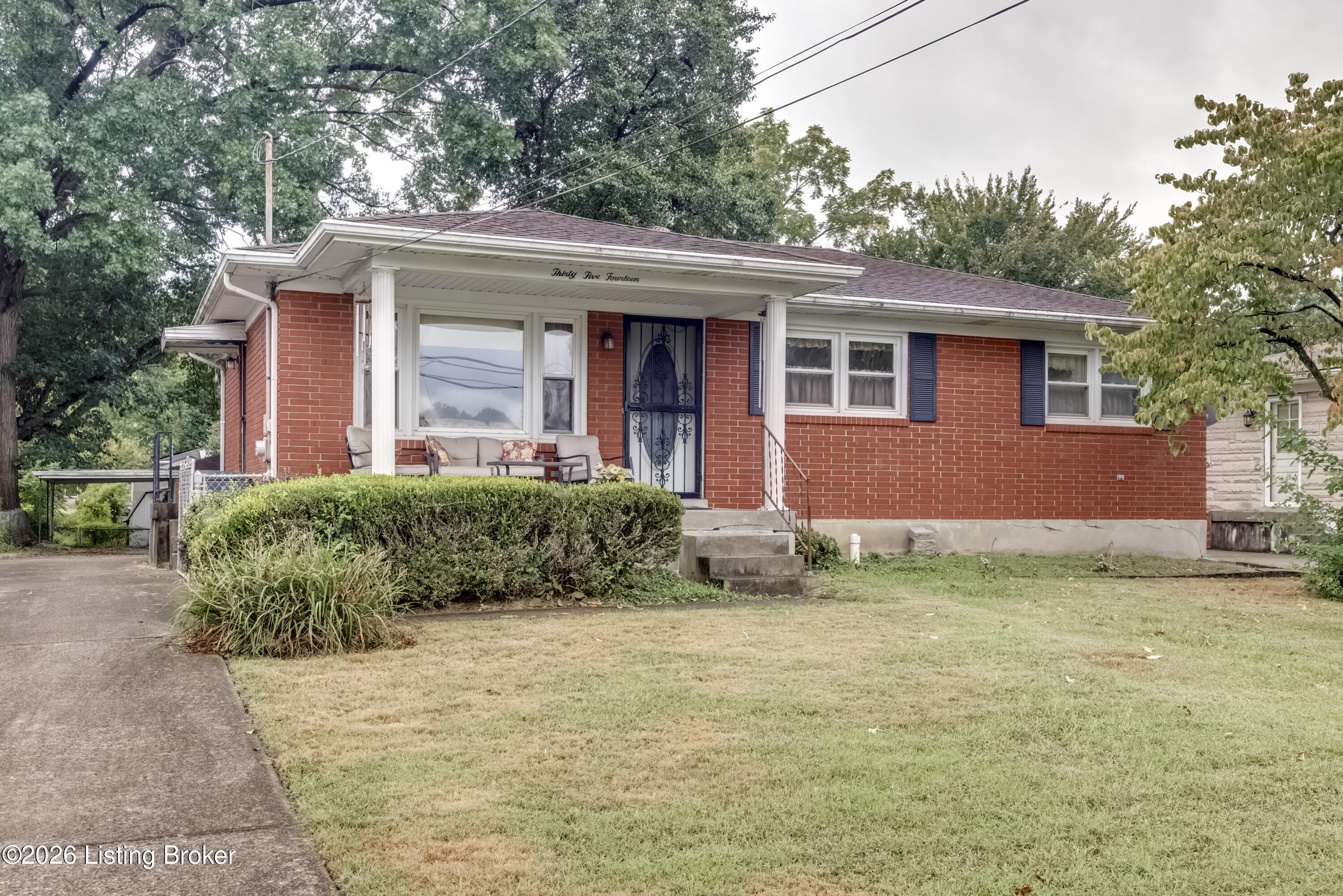 3514 Pineland Dr Property Photo 1