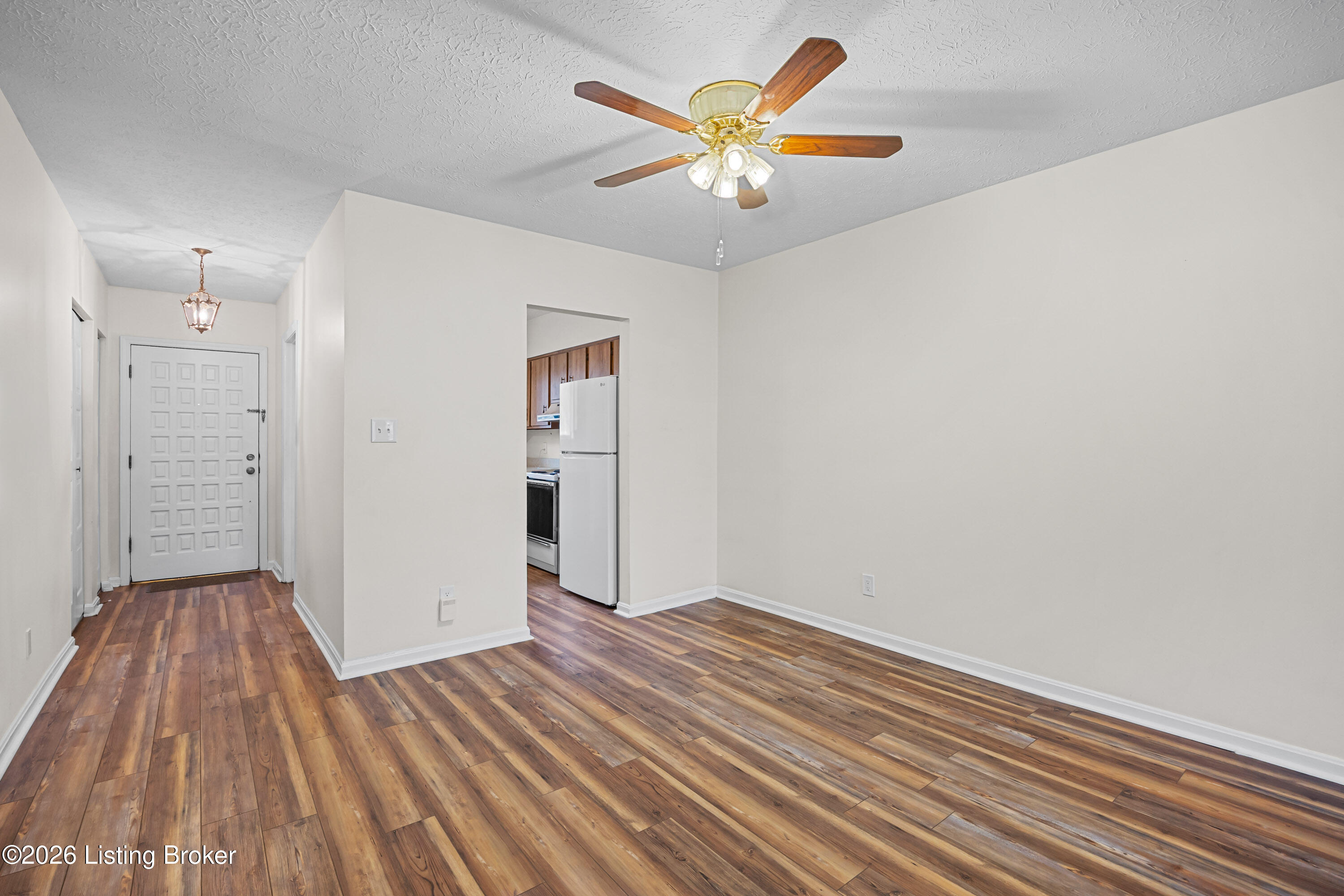217 Casa Bella Ct Property Photo 4