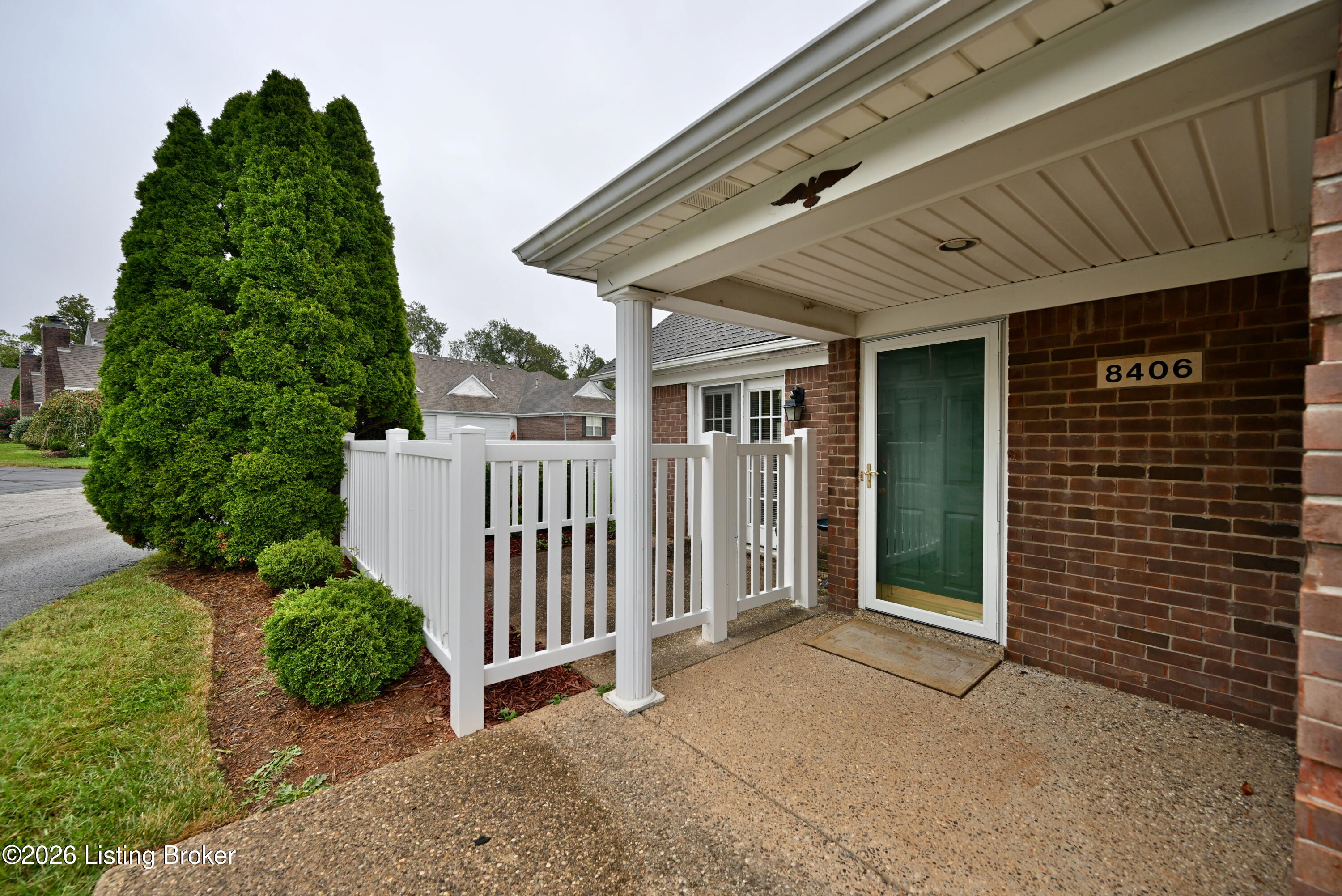 8406 Eagle Creek Dr Property Photo 5