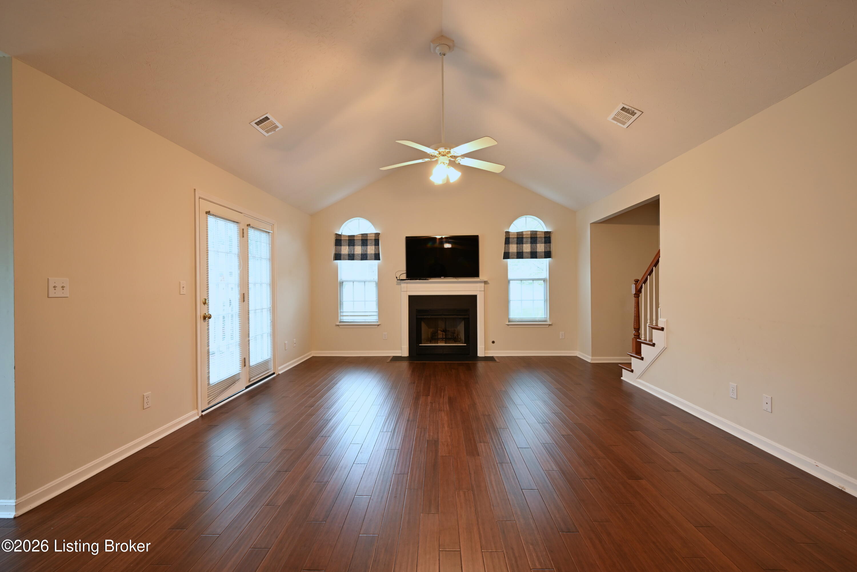 8406 Eagle Creek Dr Property Photo 7