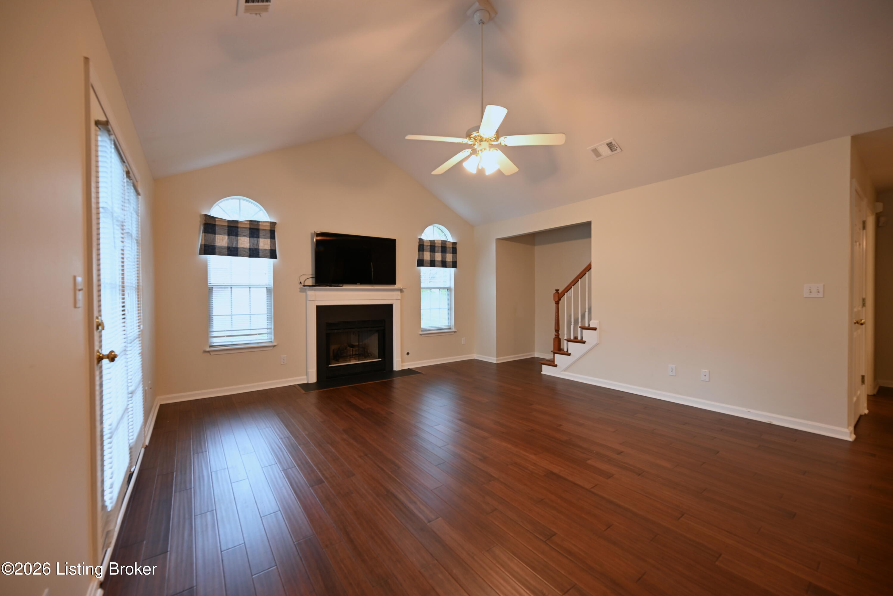 8406 Eagle Creek Dr Property Photo 8