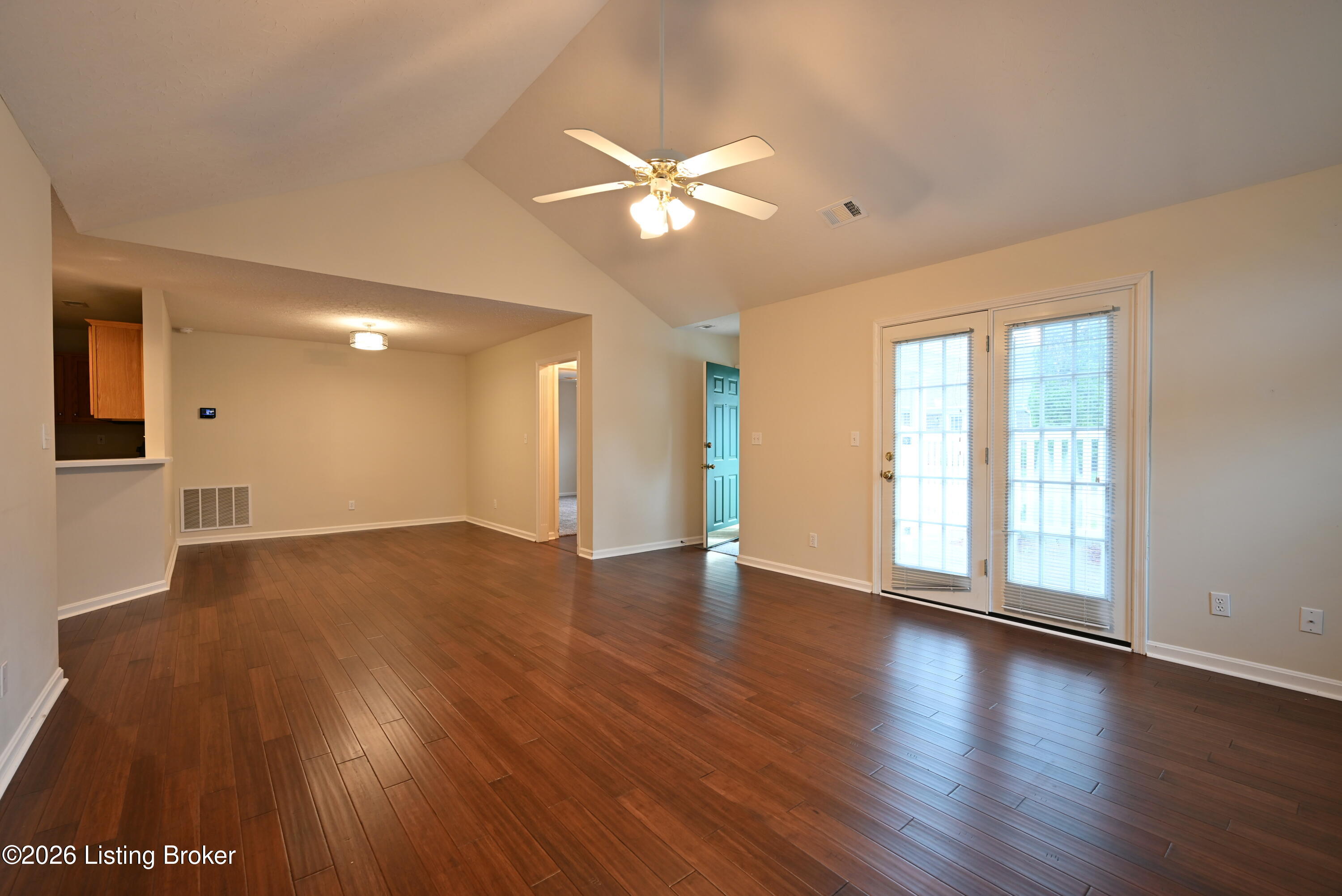 8406 Eagle Creek Dr Property Photo 10